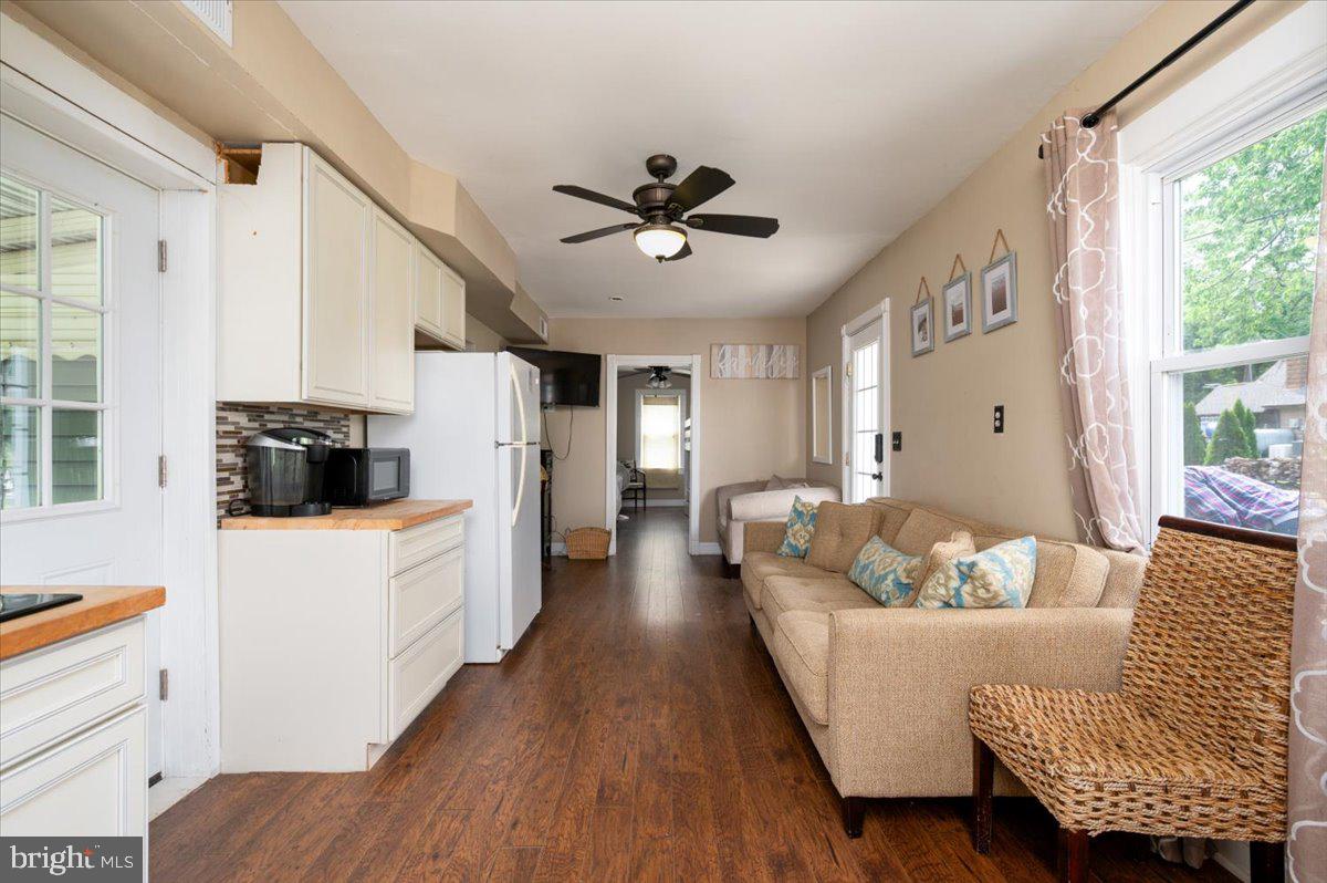 WATER OAK POINT - Residential