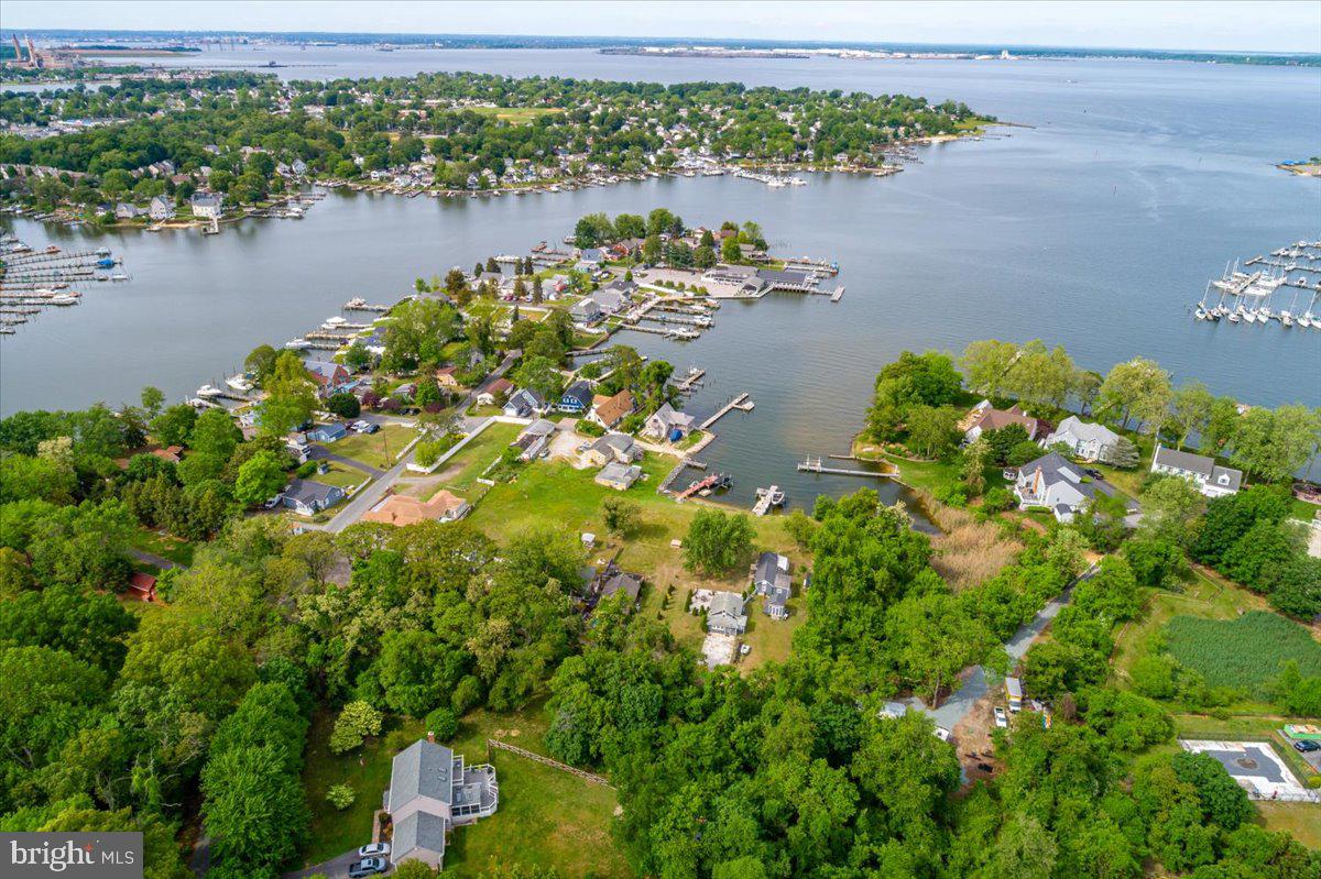 WATER OAK POINT - Residential