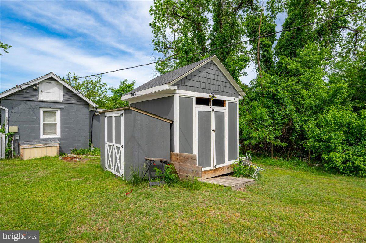 WATER OAK POINT - Residential