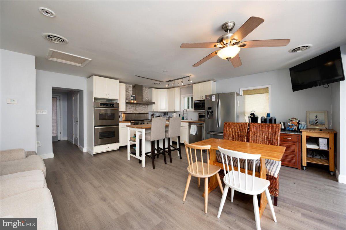 WATER OAK POINT - Residential