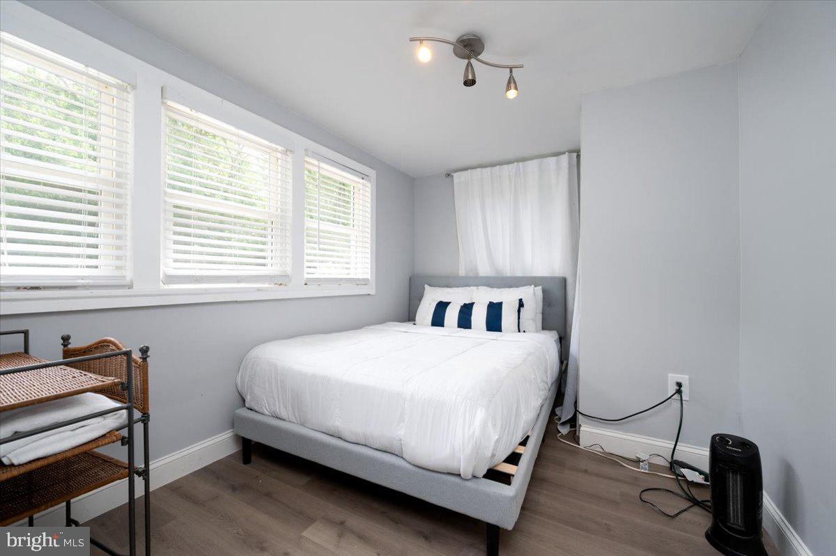 WATER OAK POINT - Residential