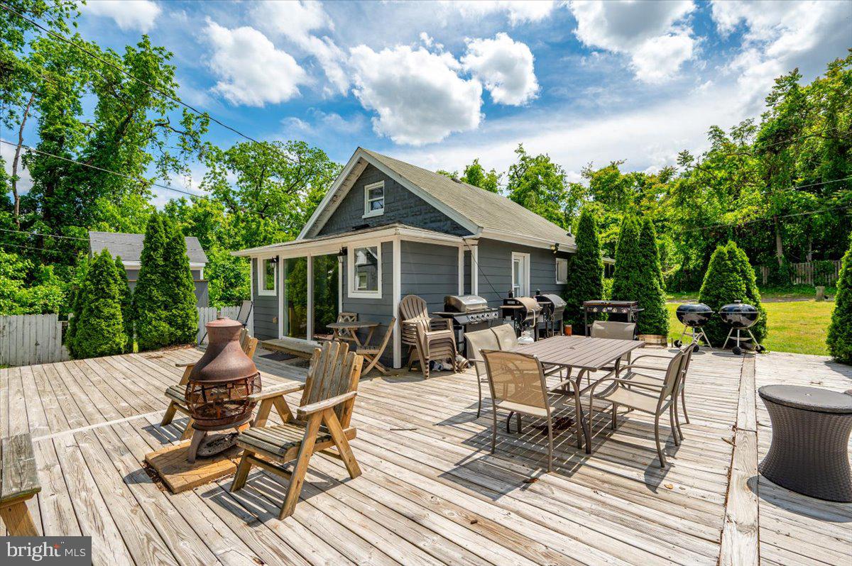 WATER OAK POINT - Residential