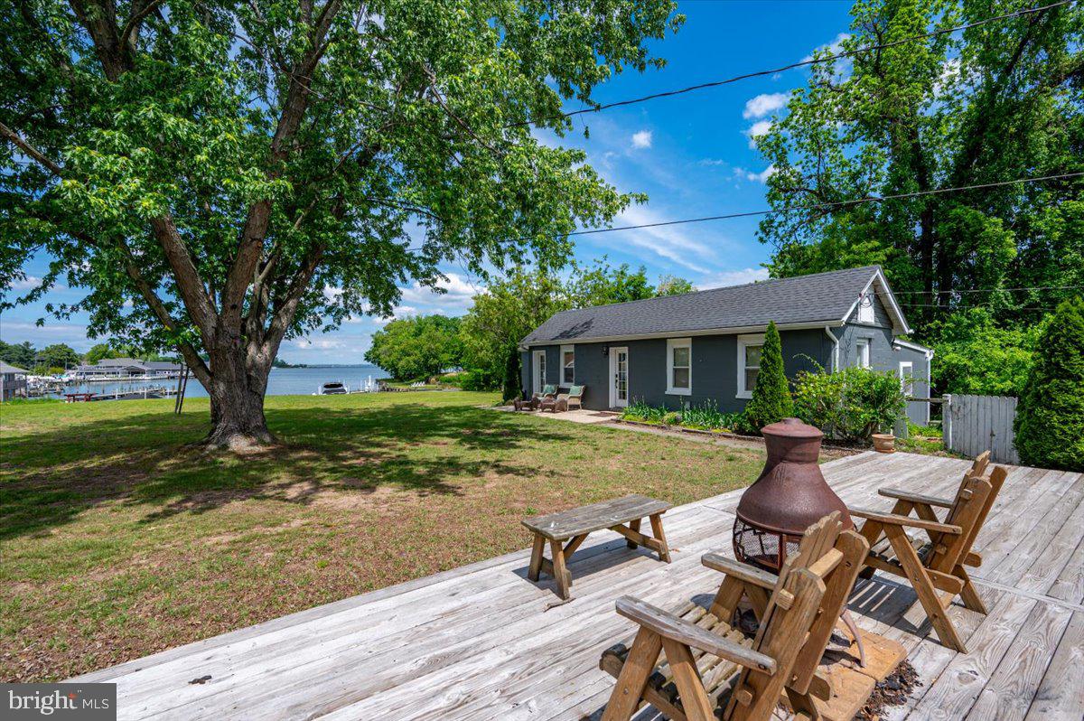 WATER OAK POINT - Residential