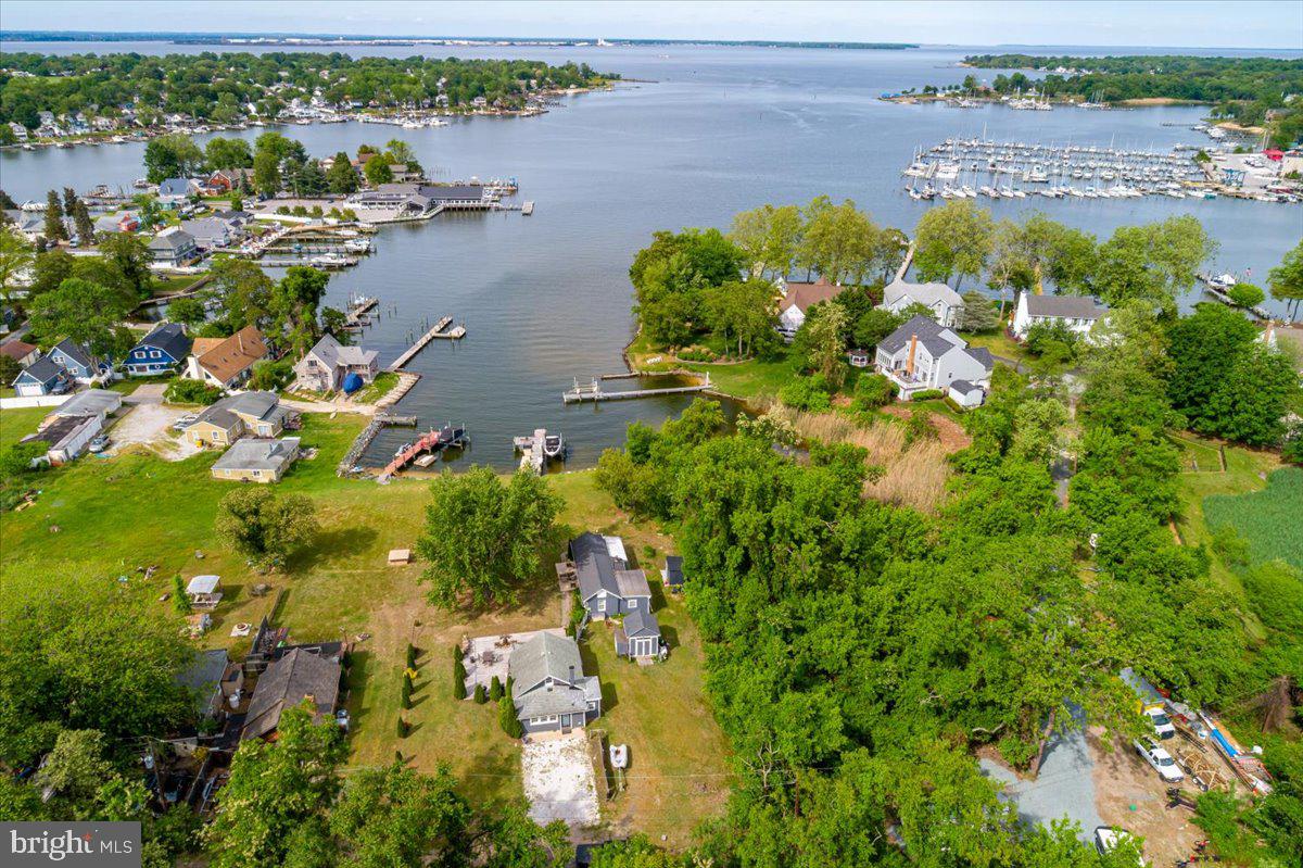 WATER OAK POINT - Residential