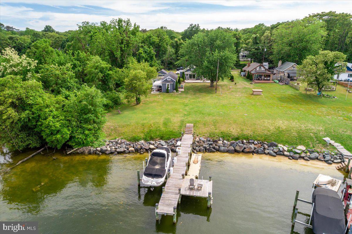 WATER OAK POINT - Residential