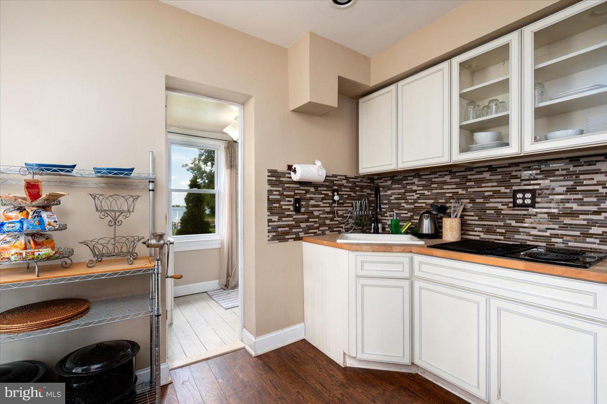 WATER OAK POINT - Residential