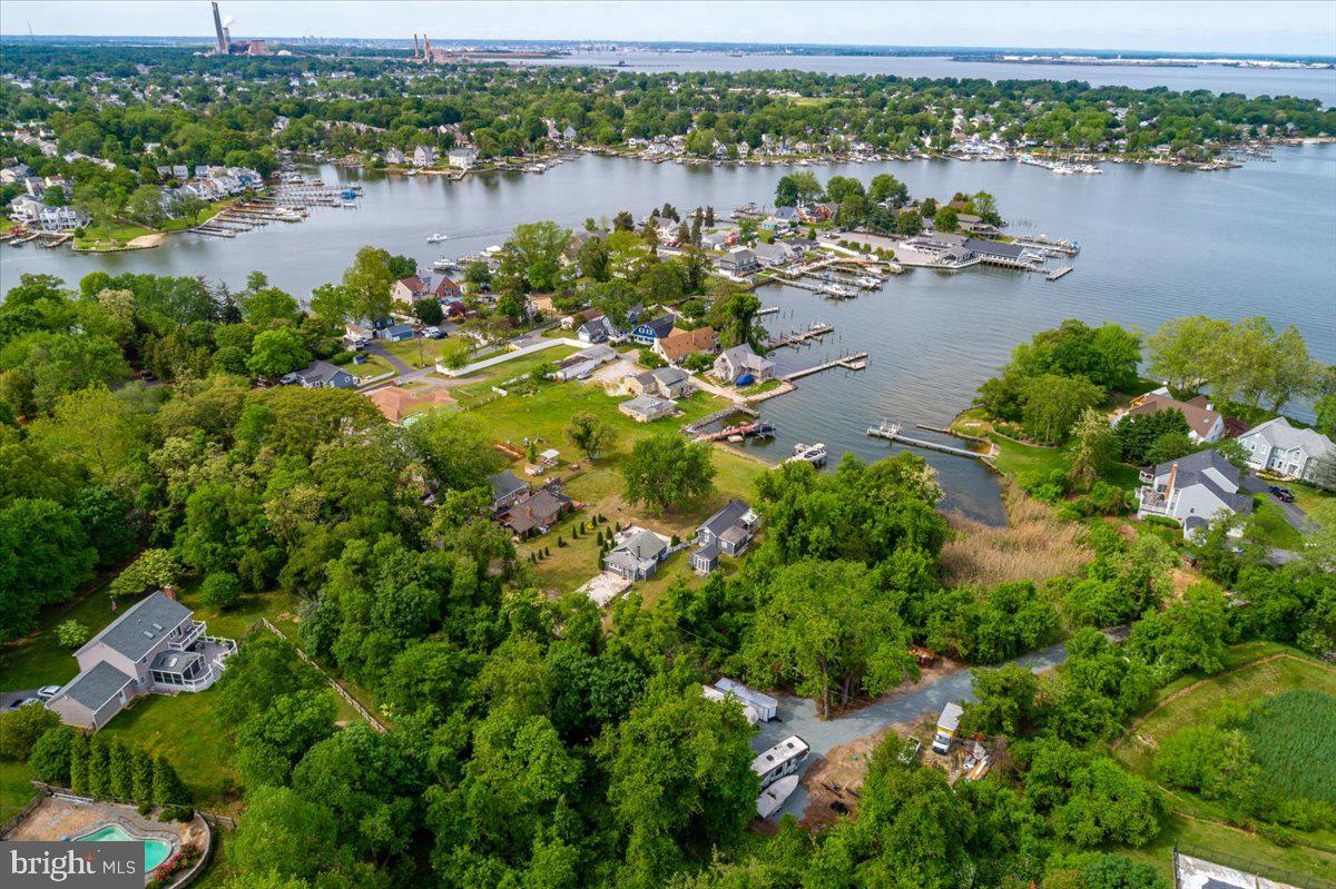 WATER OAK POINT - Residential