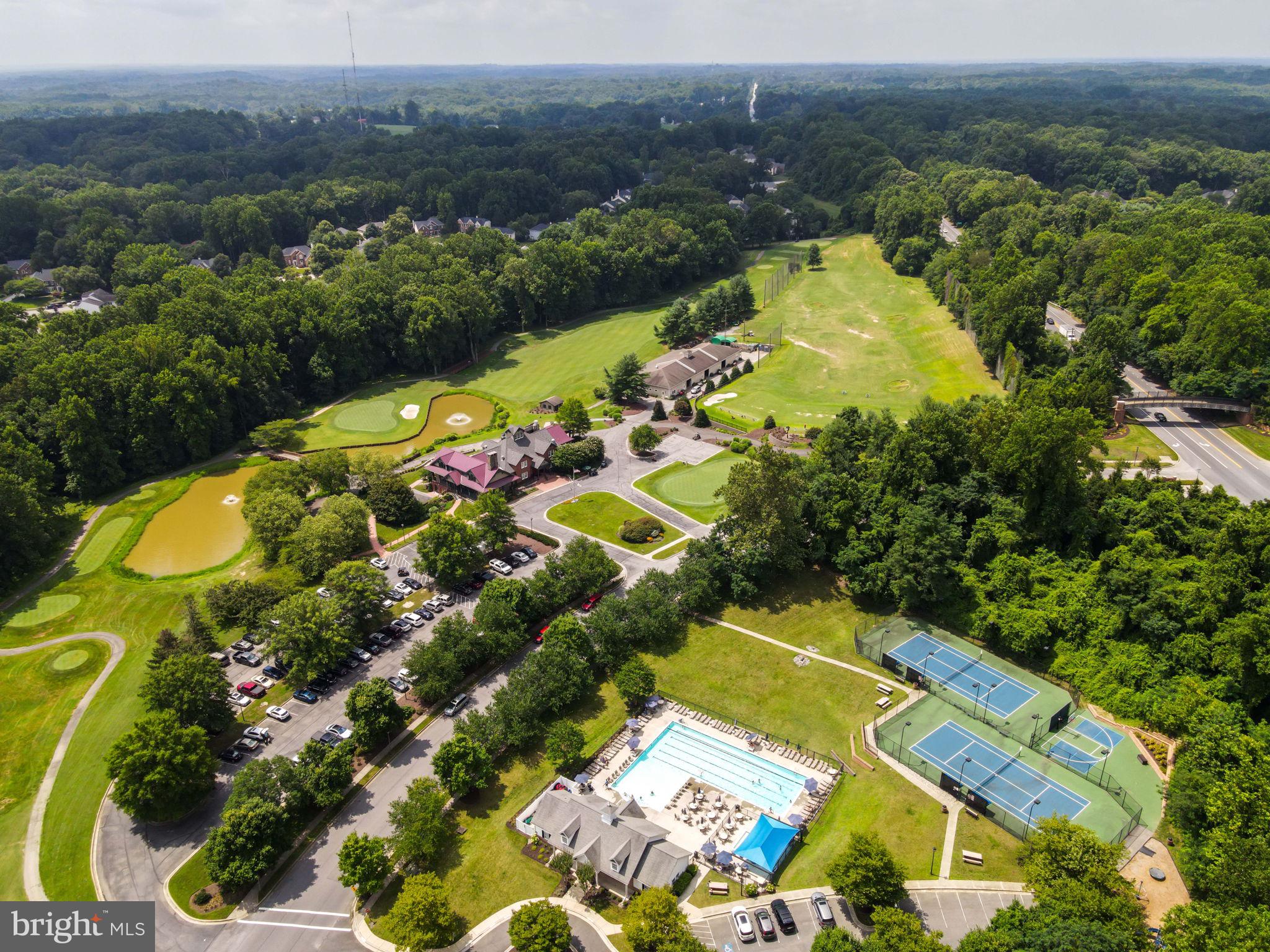 SOUTH RIVER COLONY - Residential