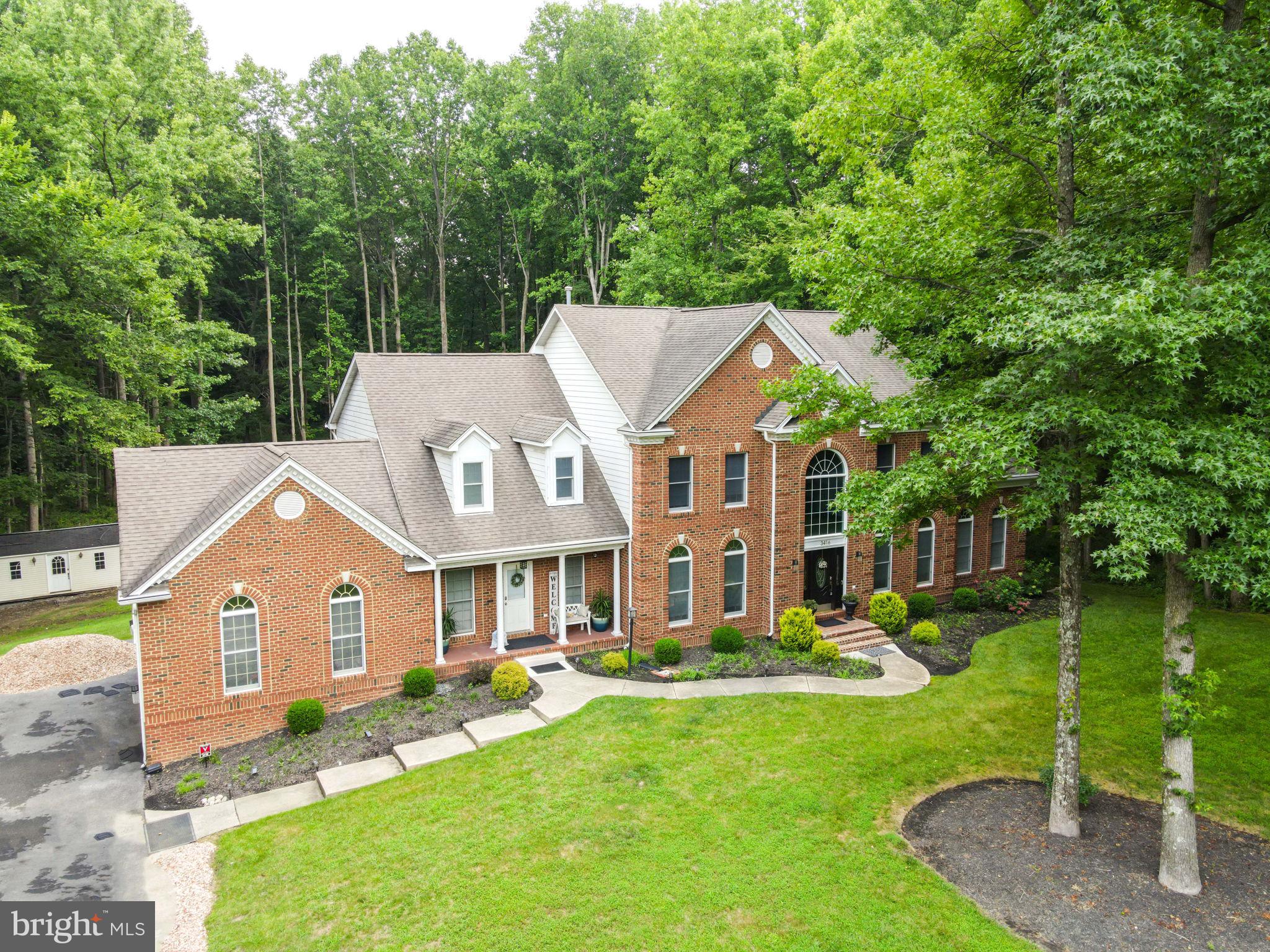 SOUTH RIVER COLONY - Residential