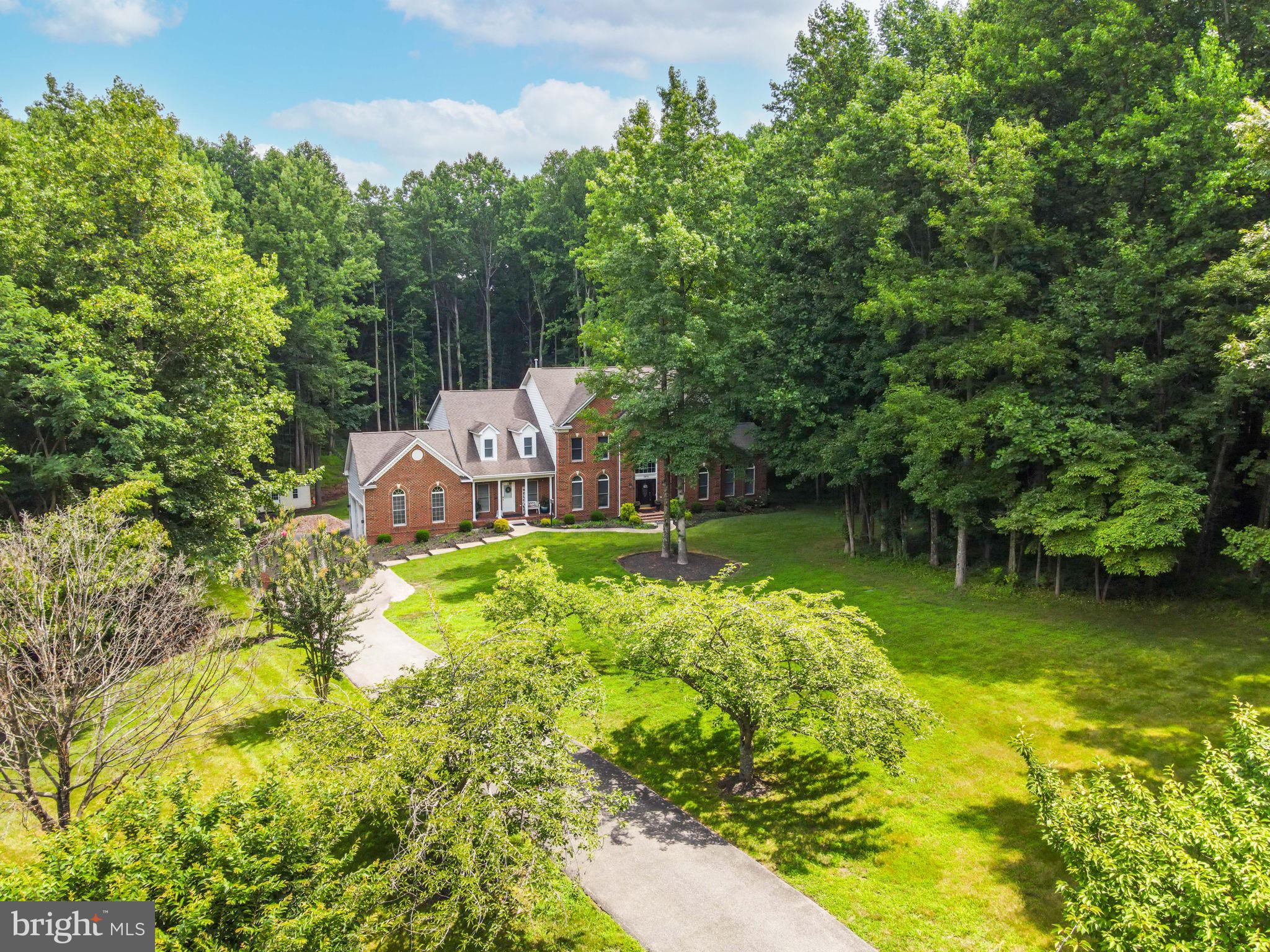 SOUTH RIVER COLONY - Residential