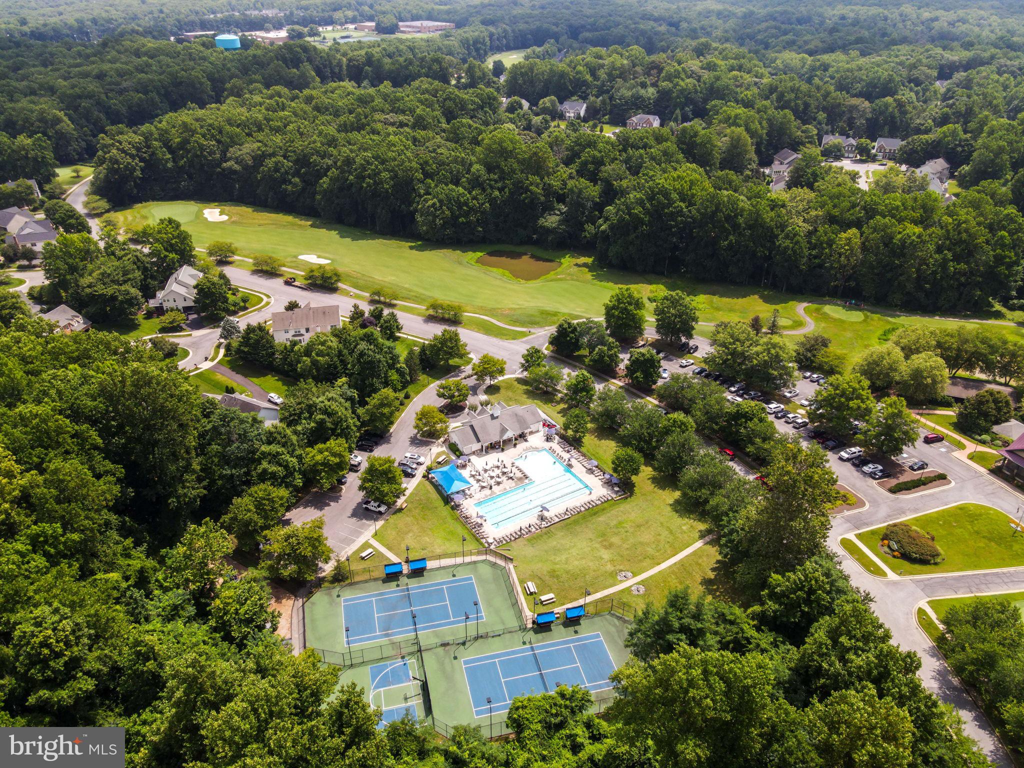 SOUTH RIVER COLONY - Residential