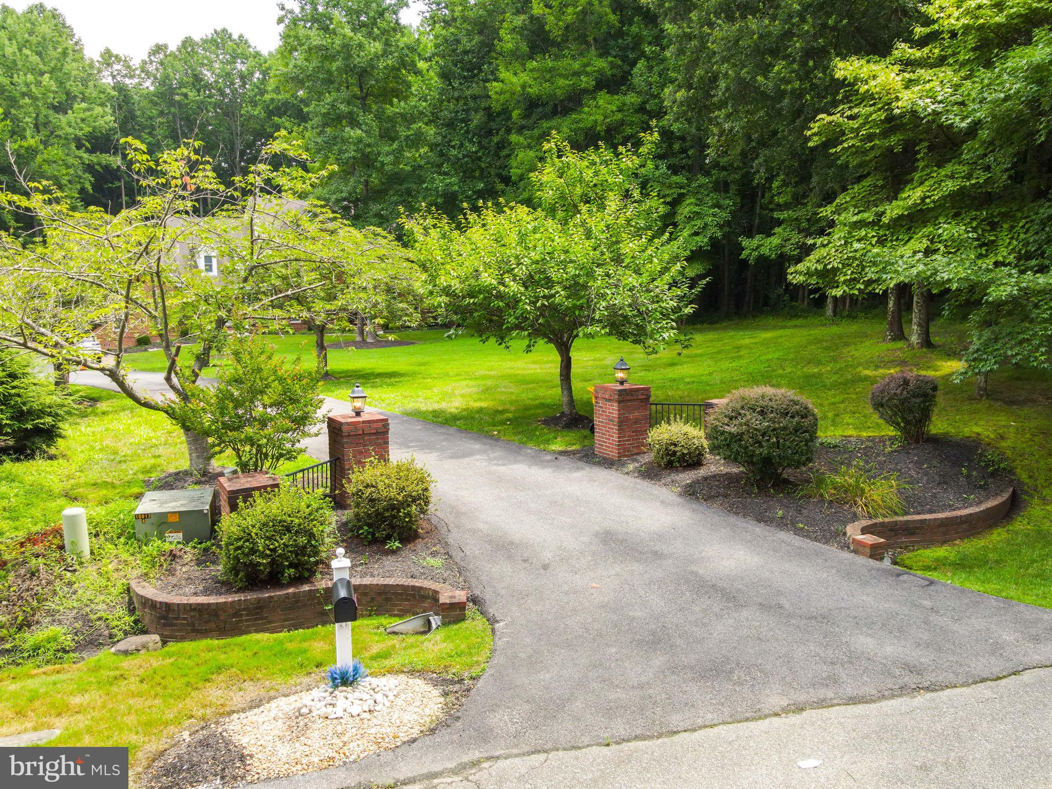 SOUTH RIVER COLONY - Residential