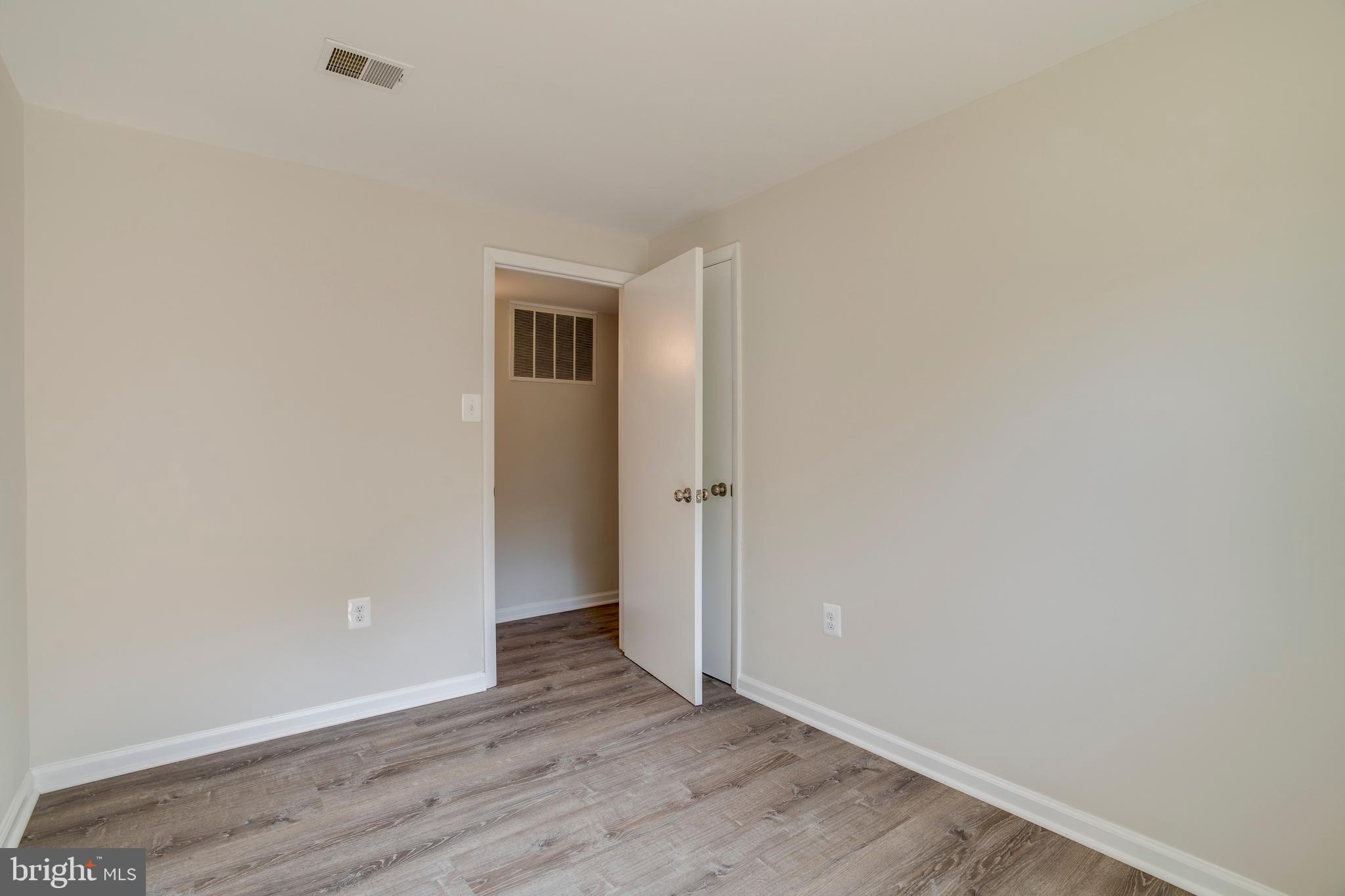 GLENDALE - Residential