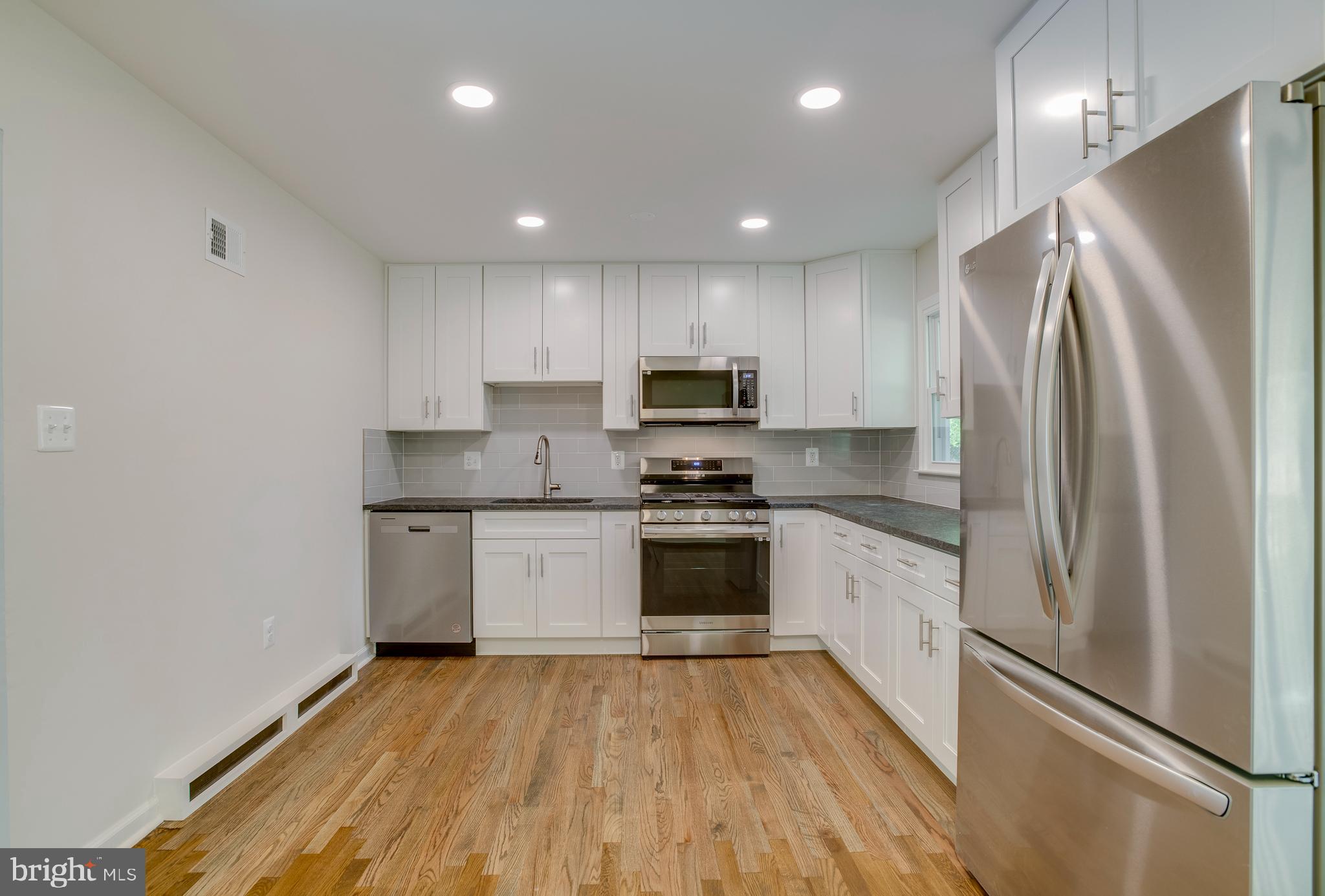 GLENDALE - Residential