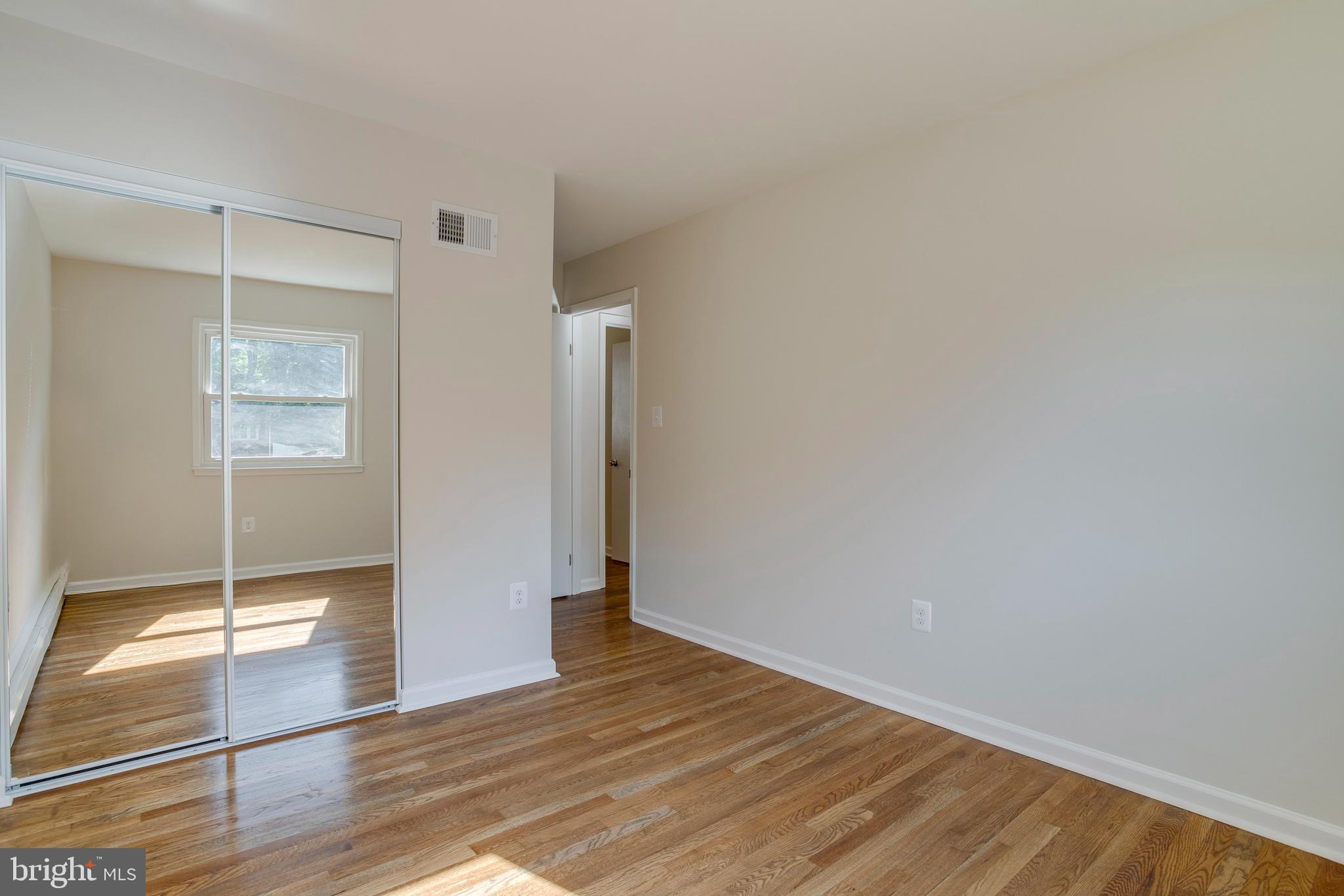 GLENDALE - Residential