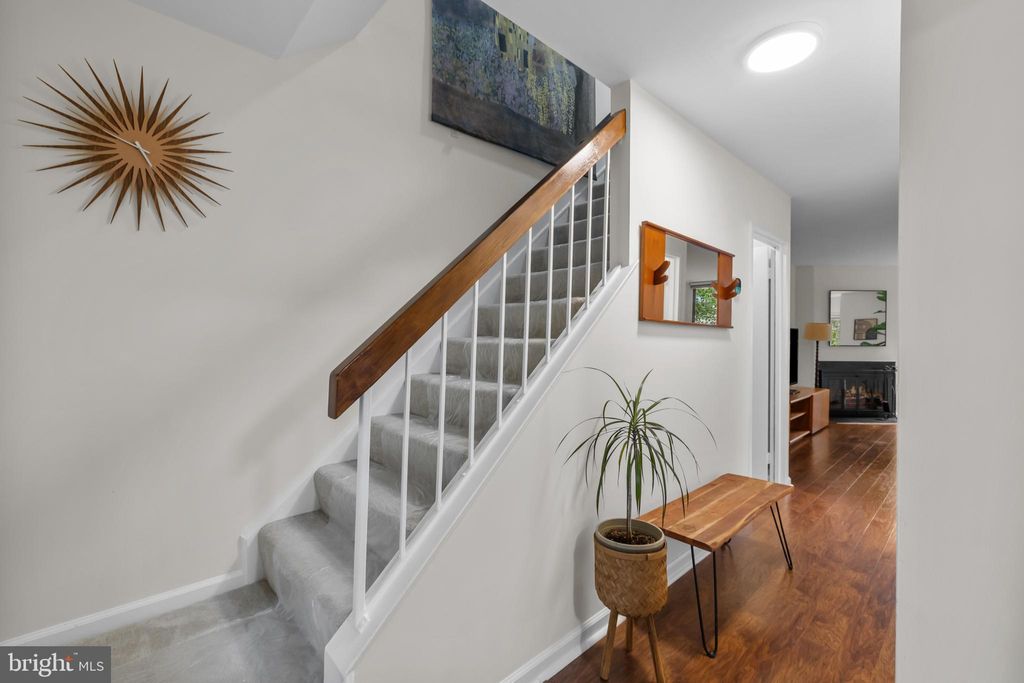 Photo of 11648 Ivystone Court #1B2, RESTON, VA 20191 (MLS # VAFX2266212)