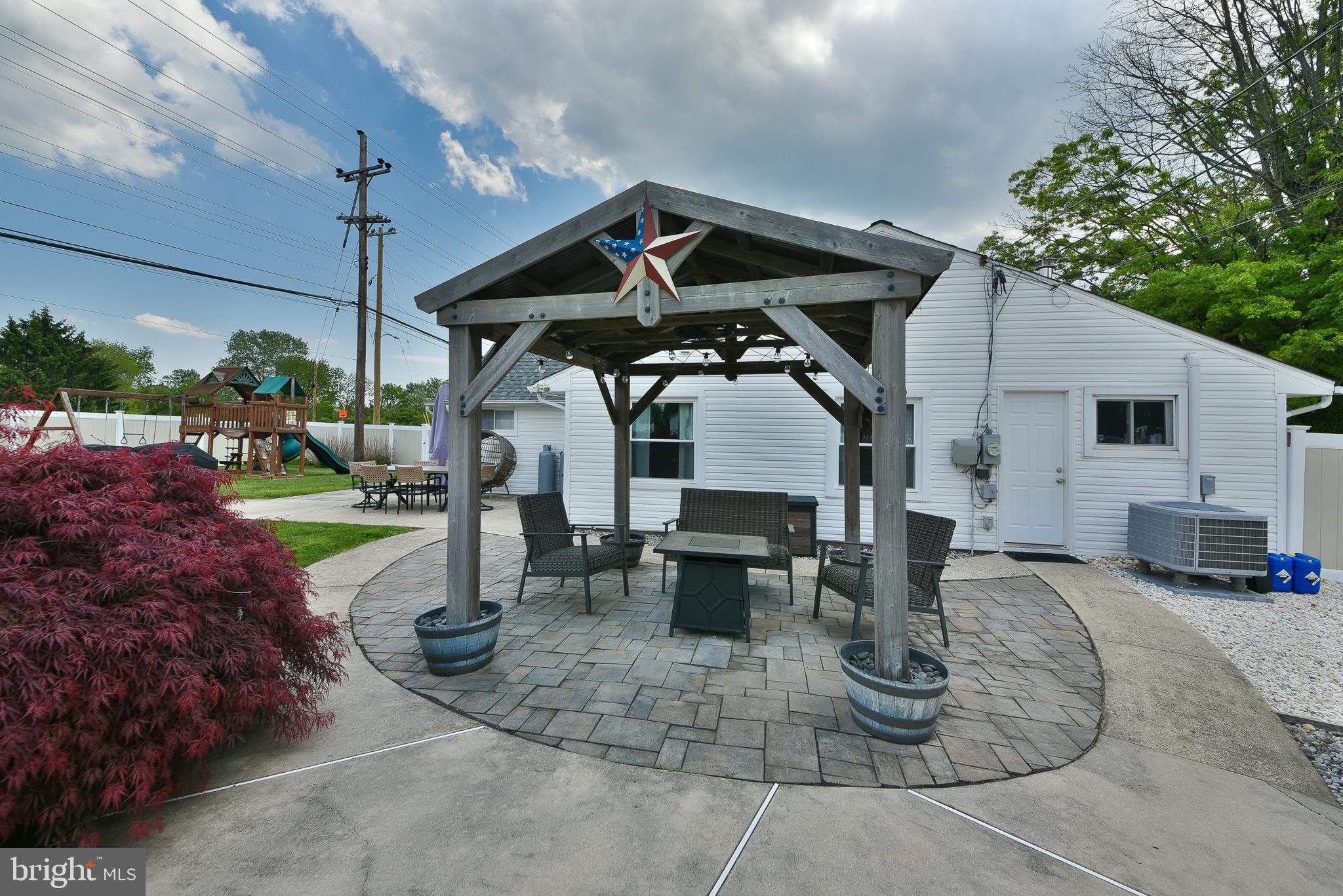 JUNIPER HILL - Residential