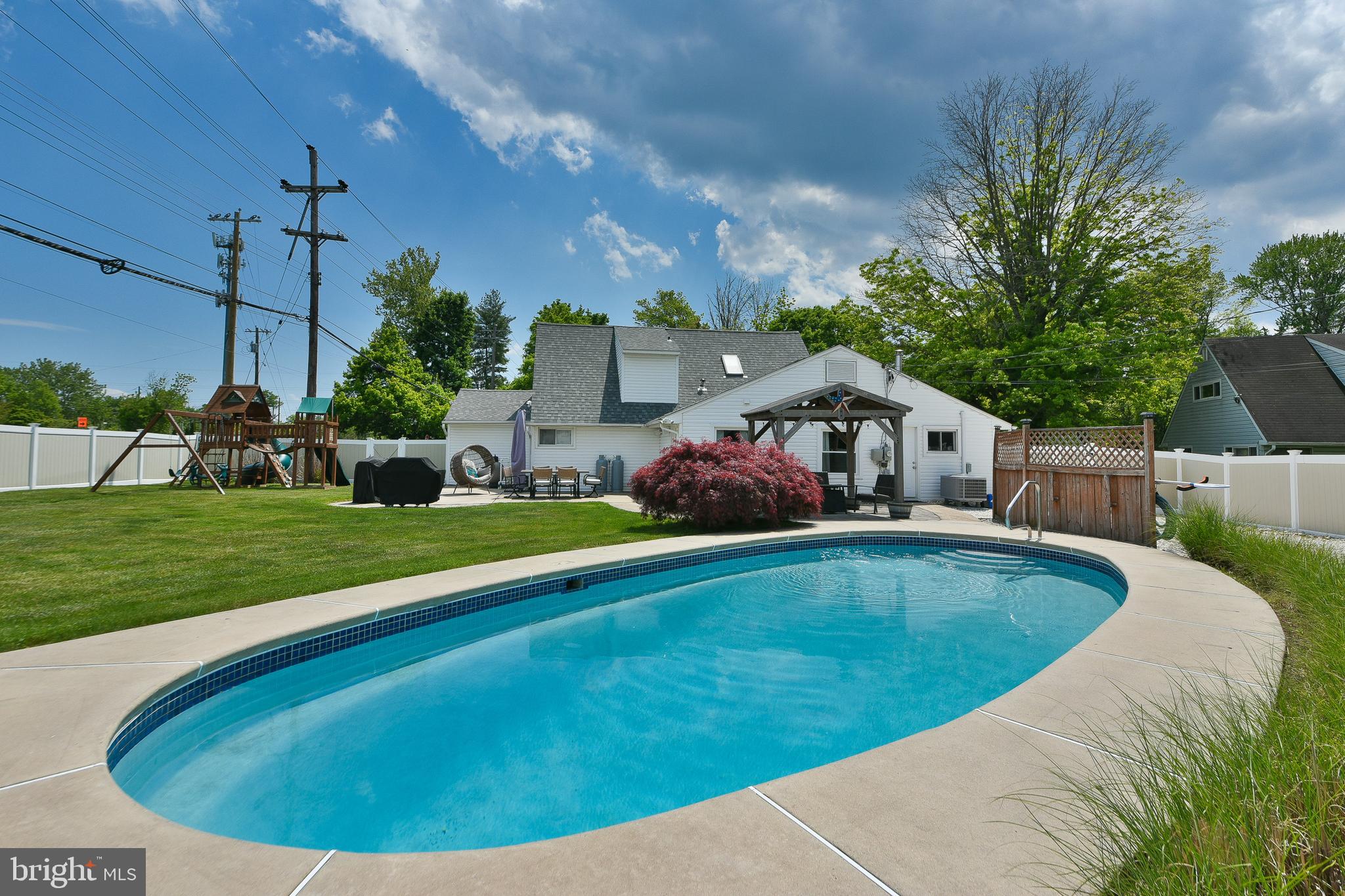 JUNIPER HILL - Residential