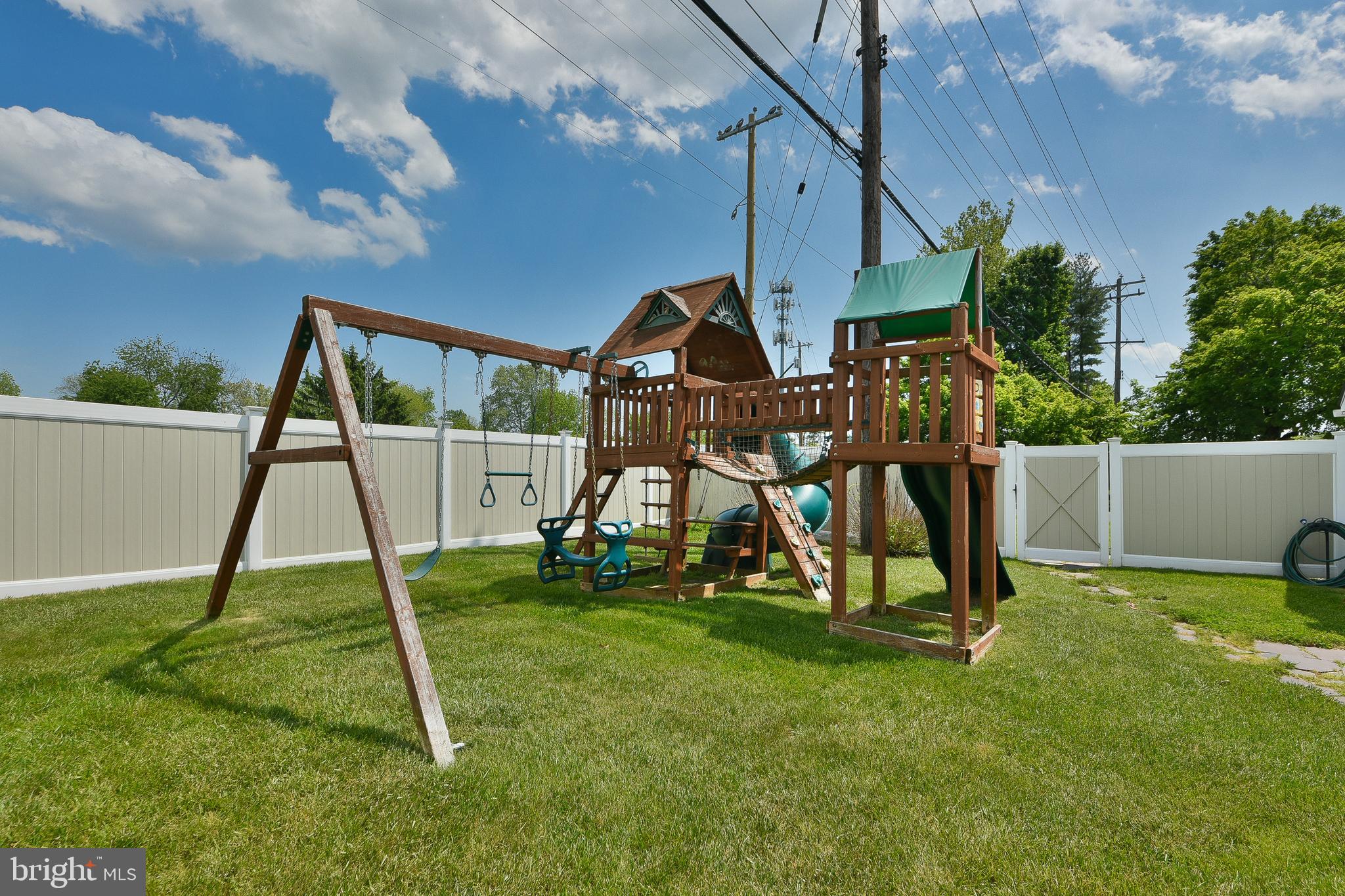 JUNIPER HILL - Residential