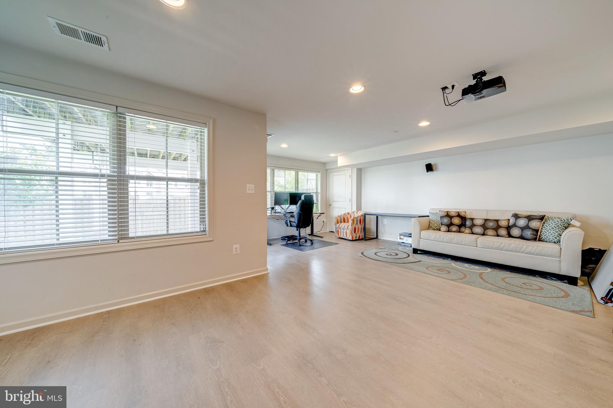 BRAMBLETON - Residential Lease