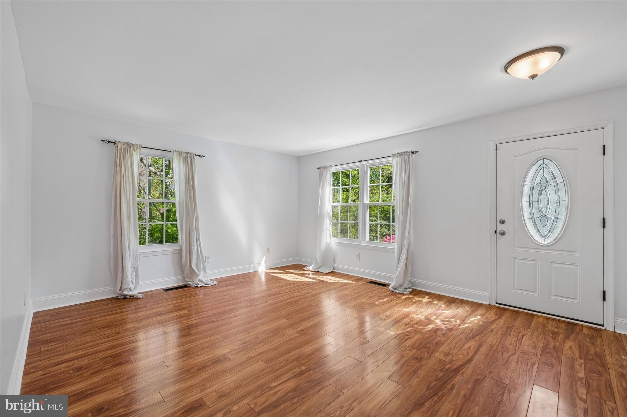 CANTERBURY WOODS - Residential