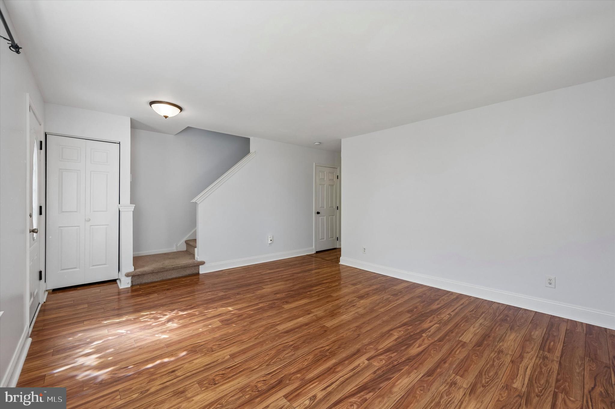 CANTERBURY WOODS - Residential