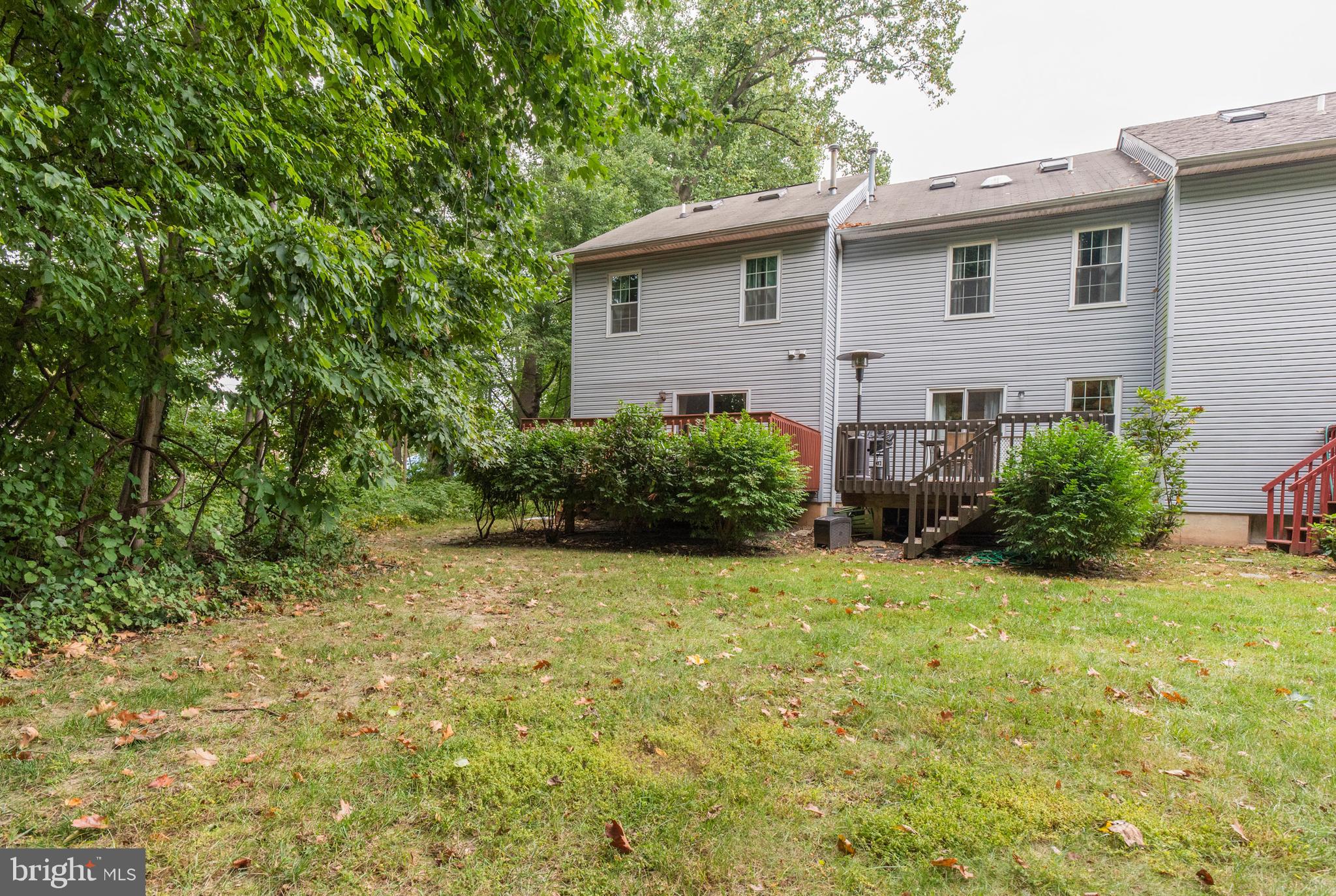 CANTERBURY WOODS - Residential