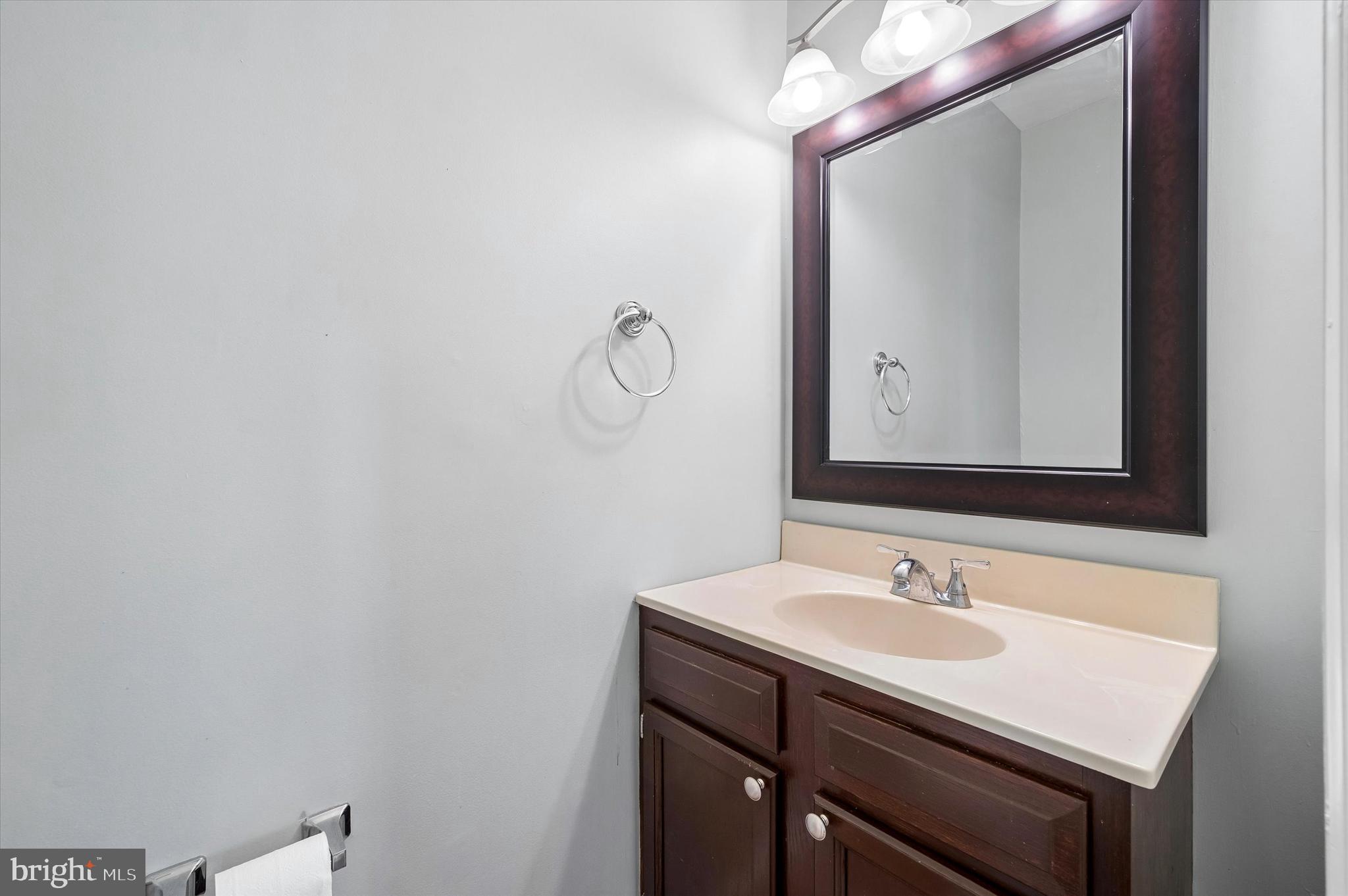 CANTERBURY WOODS - Residential