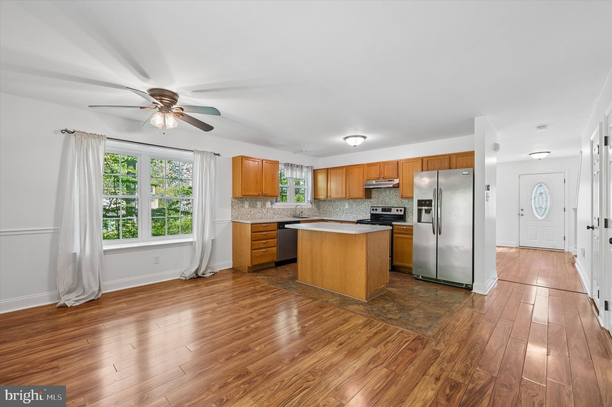 CANTERBURY WOODS - Residential