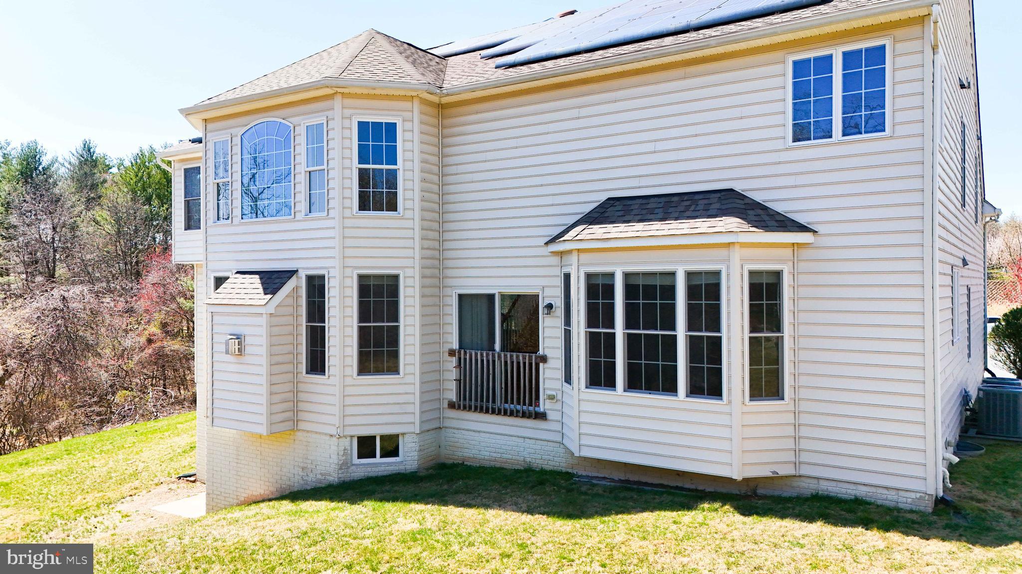 CARLEE MANOR - Residential