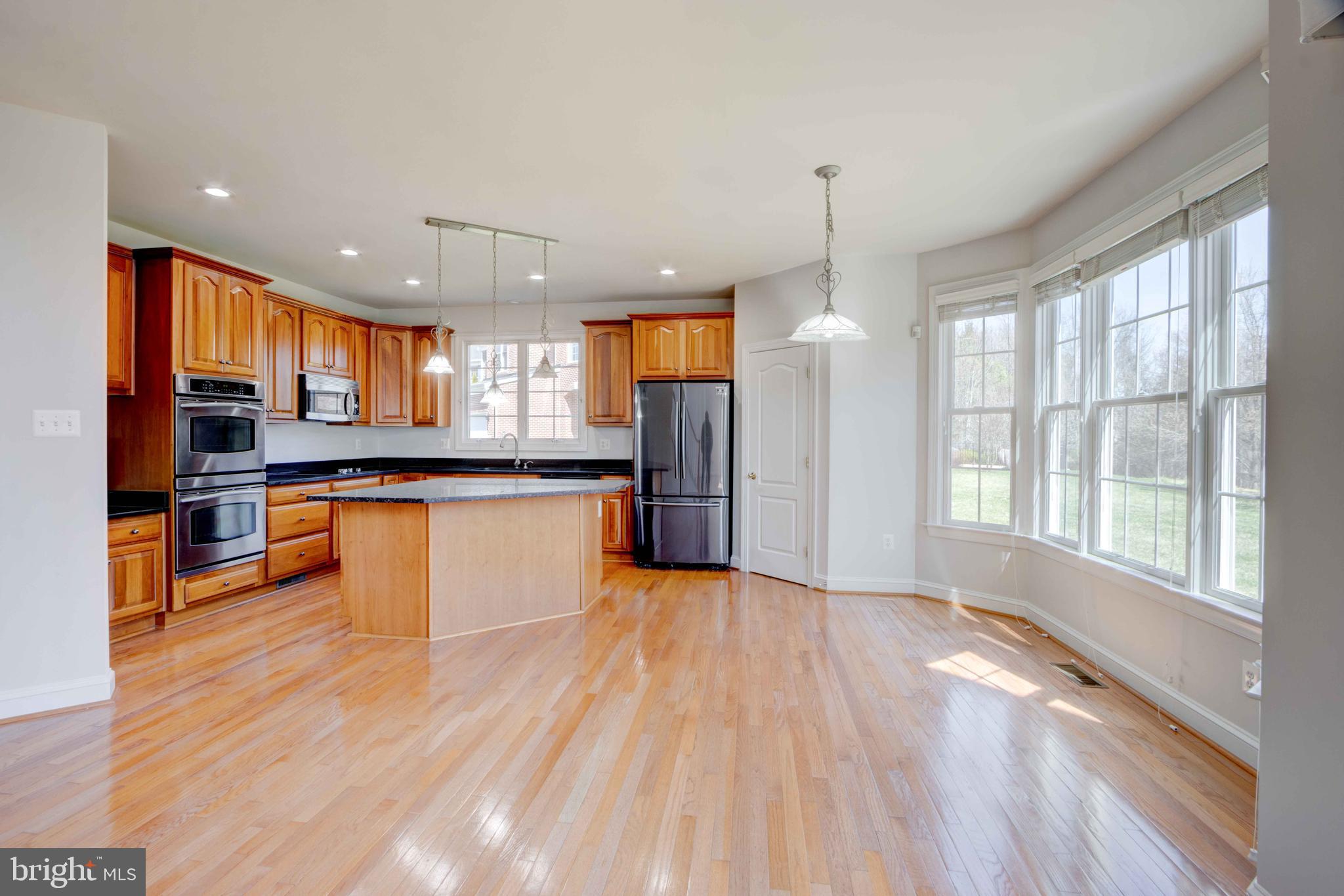 CARLEE MANOR - Residential