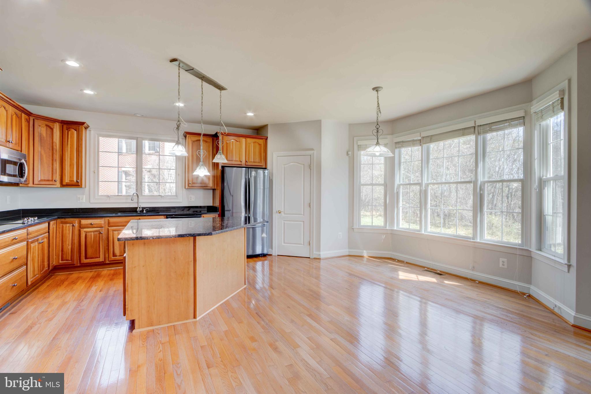 CARLEE MANOR - Residential