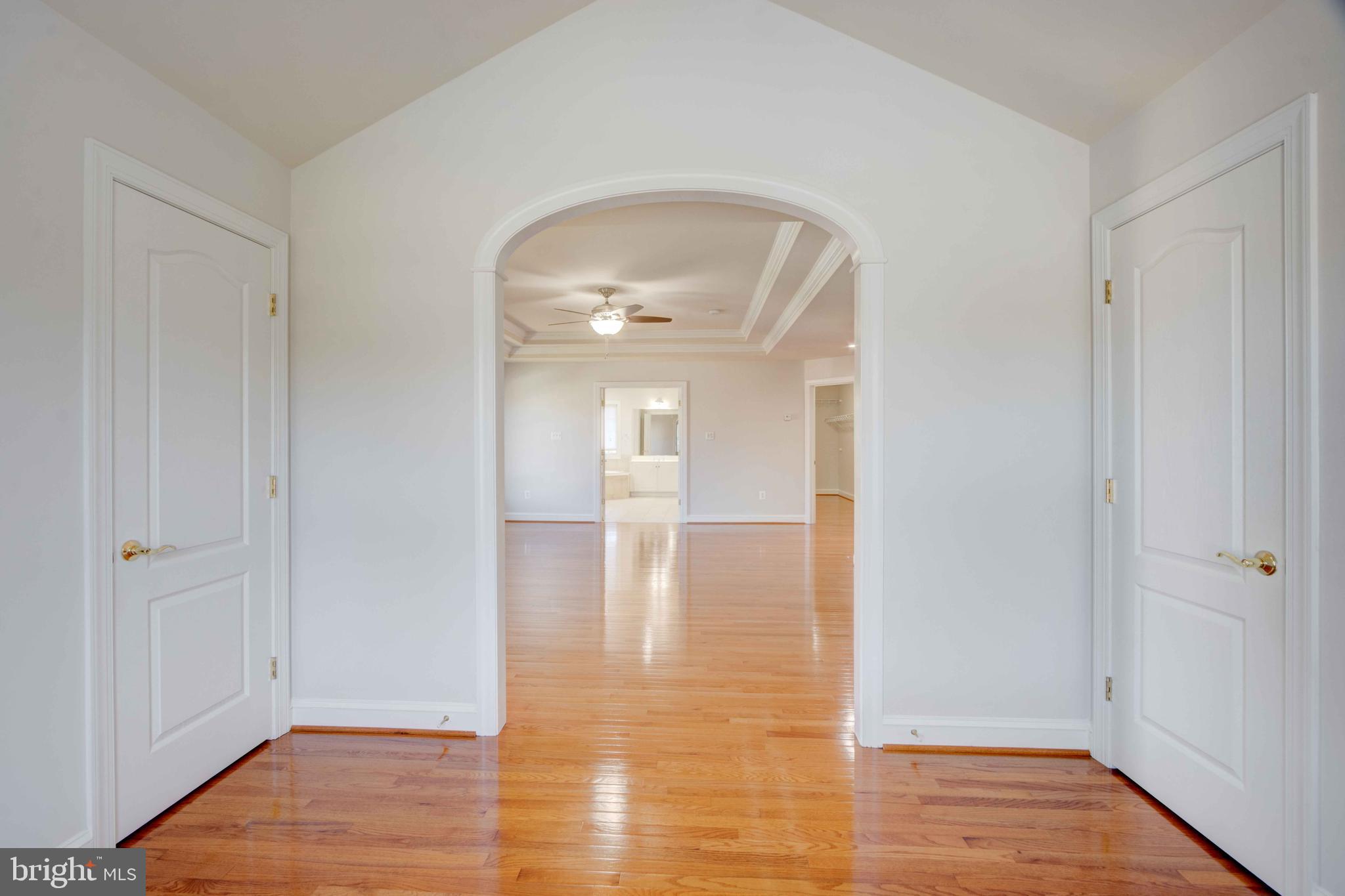 CARLEE MANOR - Residential