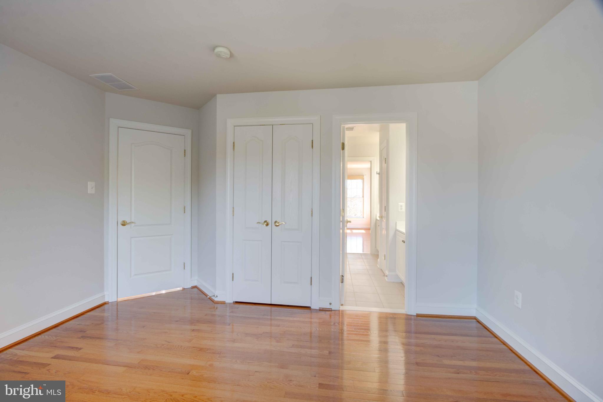 CARLEE MANOR - Residential