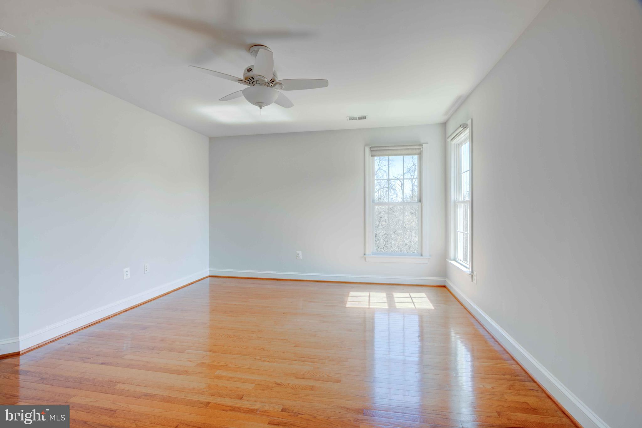 CARLEE MANOR - Residential