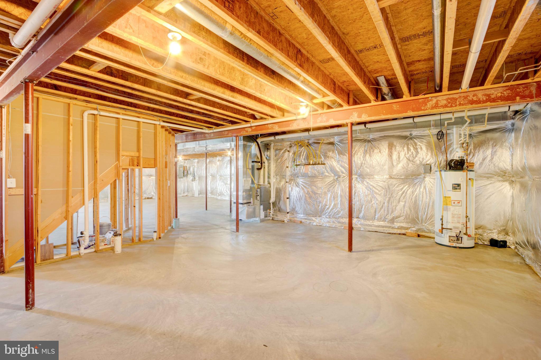 CARLEE MANOR - Residential