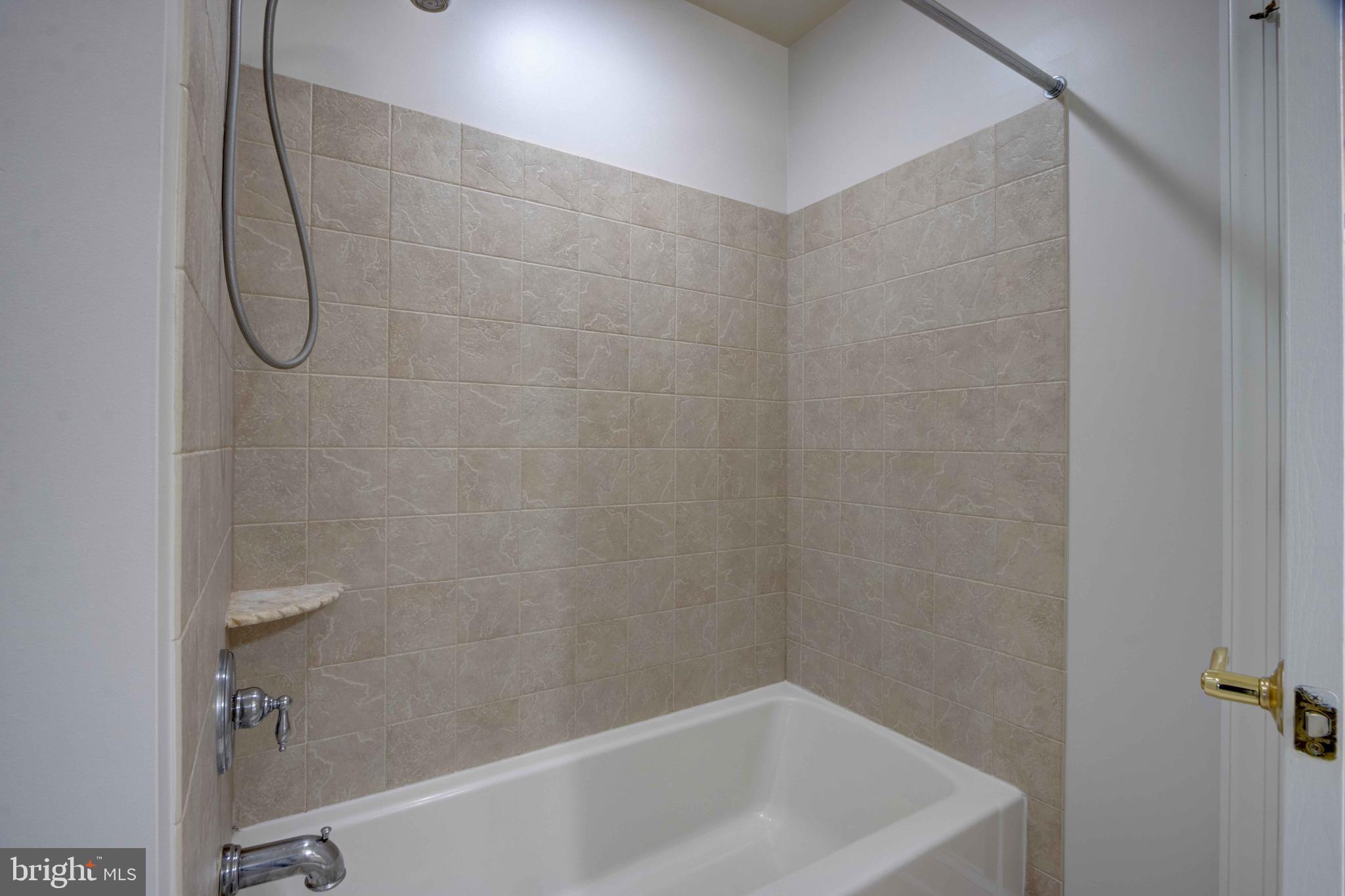 CARLEE MANOR - Residential