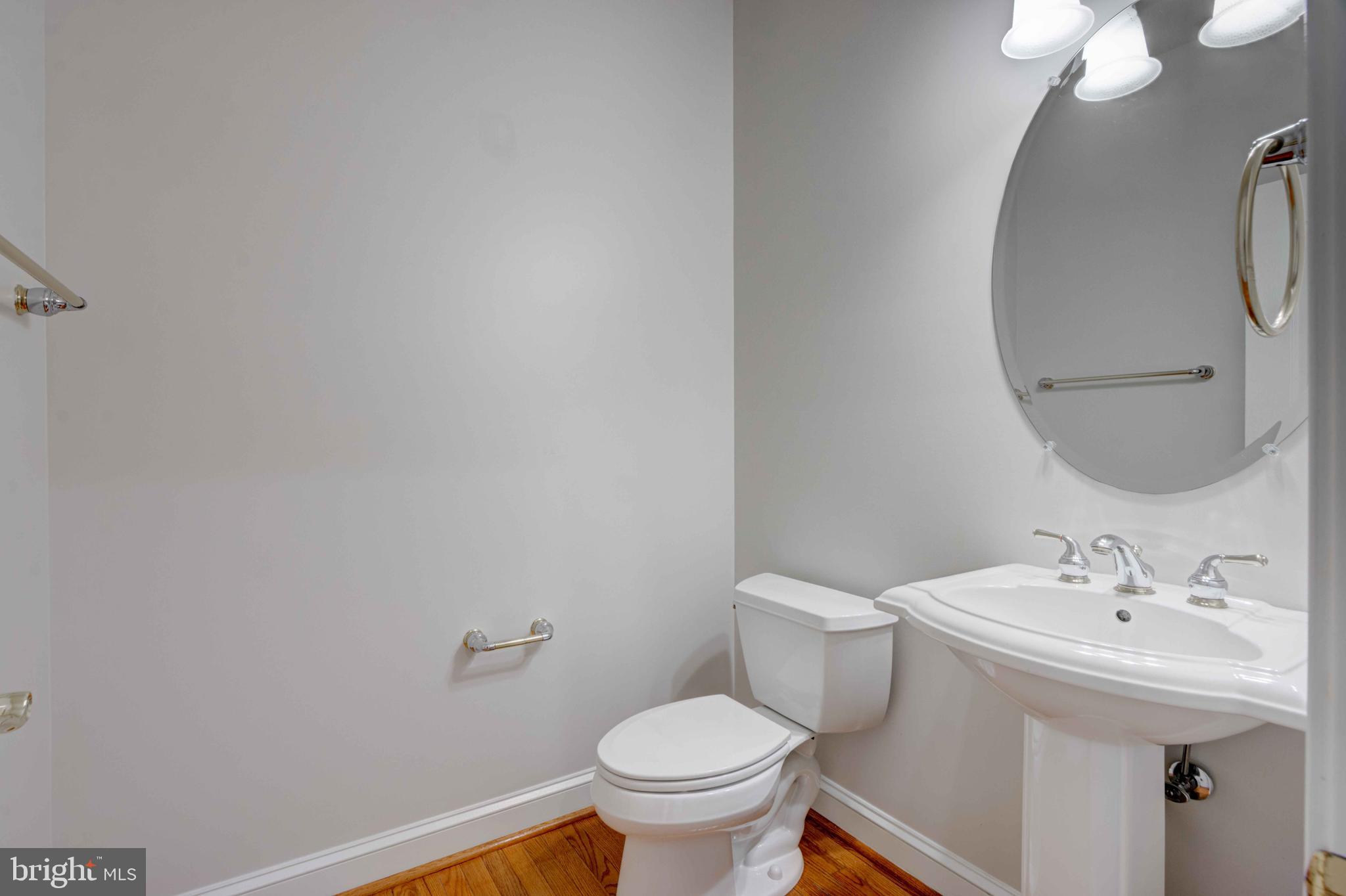 CARLEE MANOR - Residential