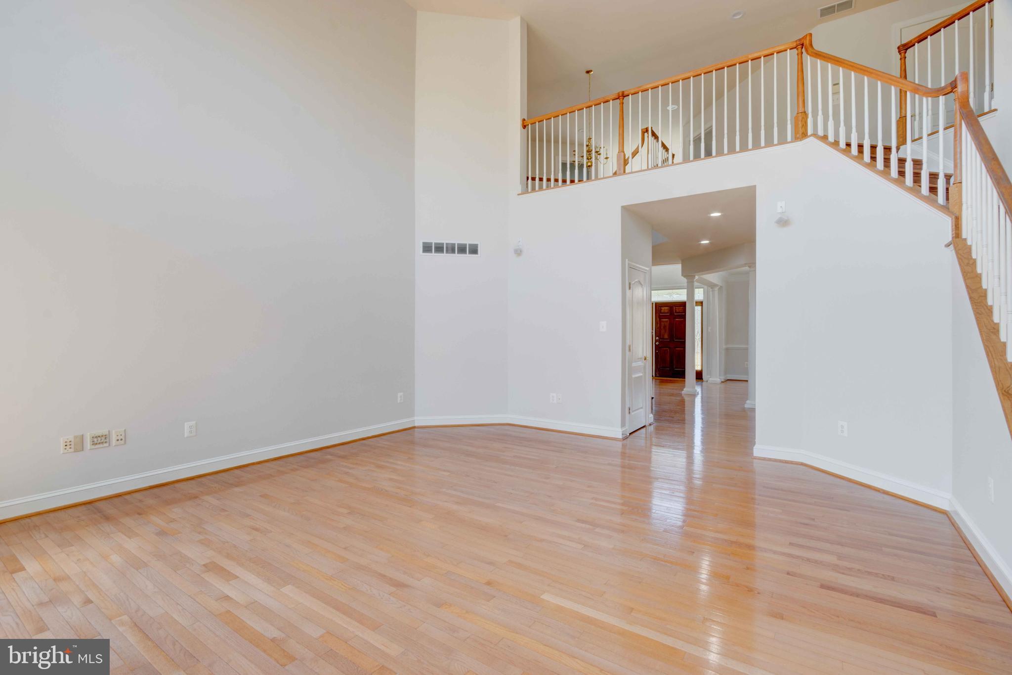 CARLEE MANOR - Residential