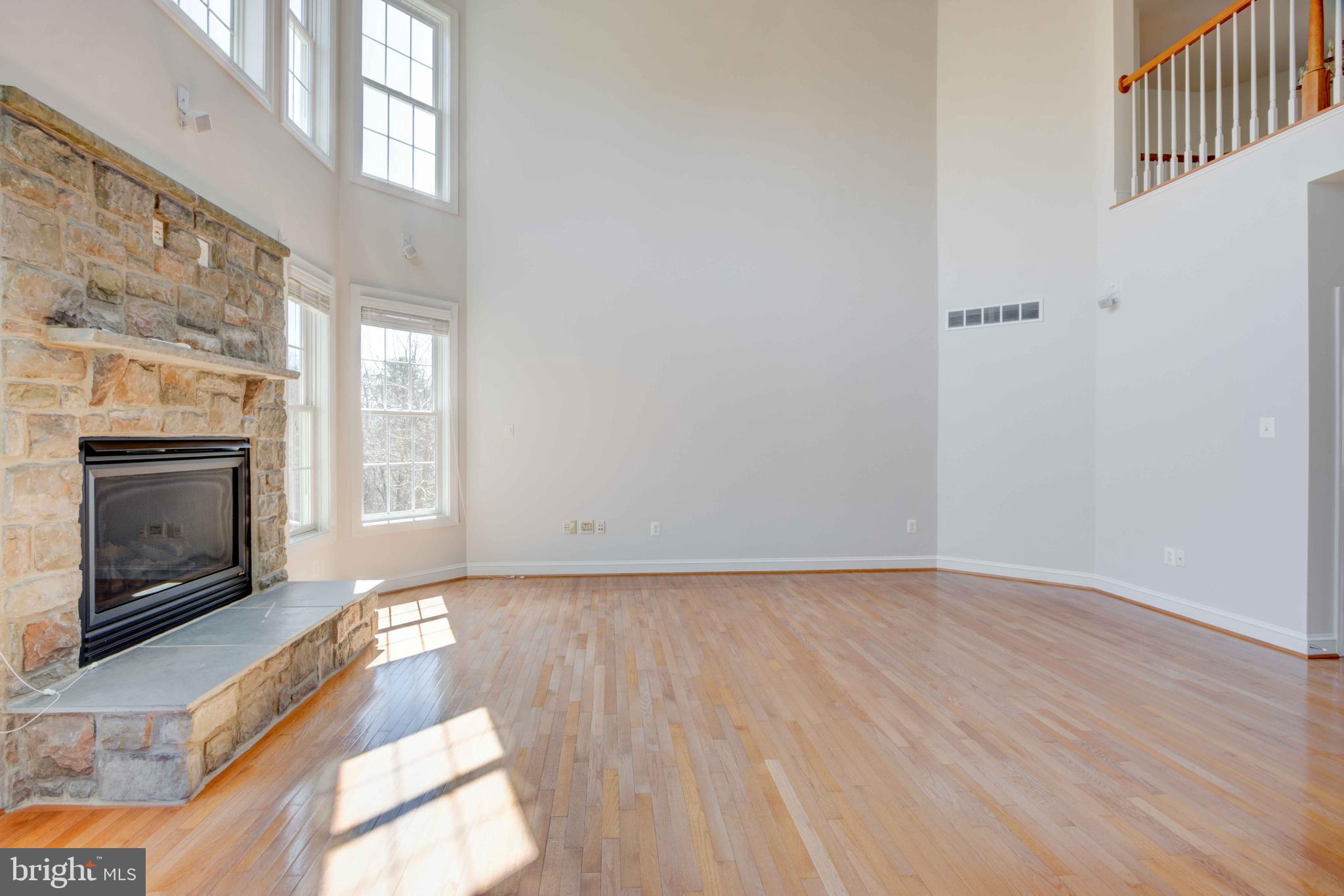 CARLEE MANOR - Residential