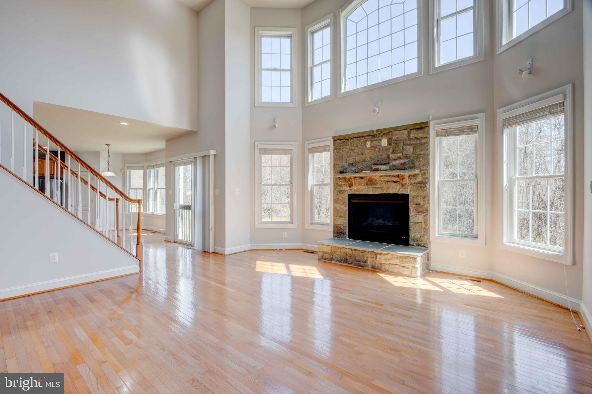 CARLEE MANOR - Residential