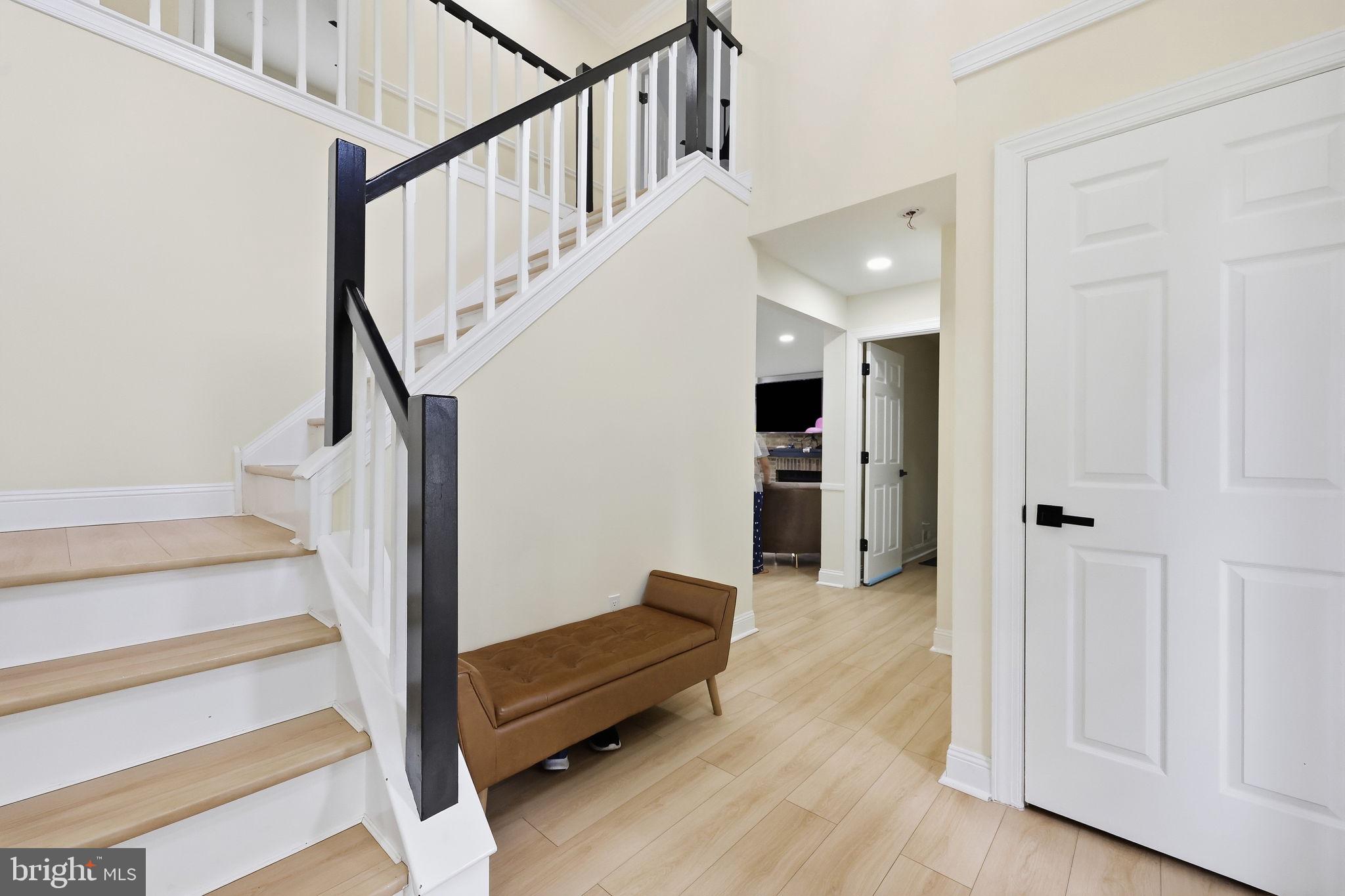2628 WOODSVIEW DRIVE