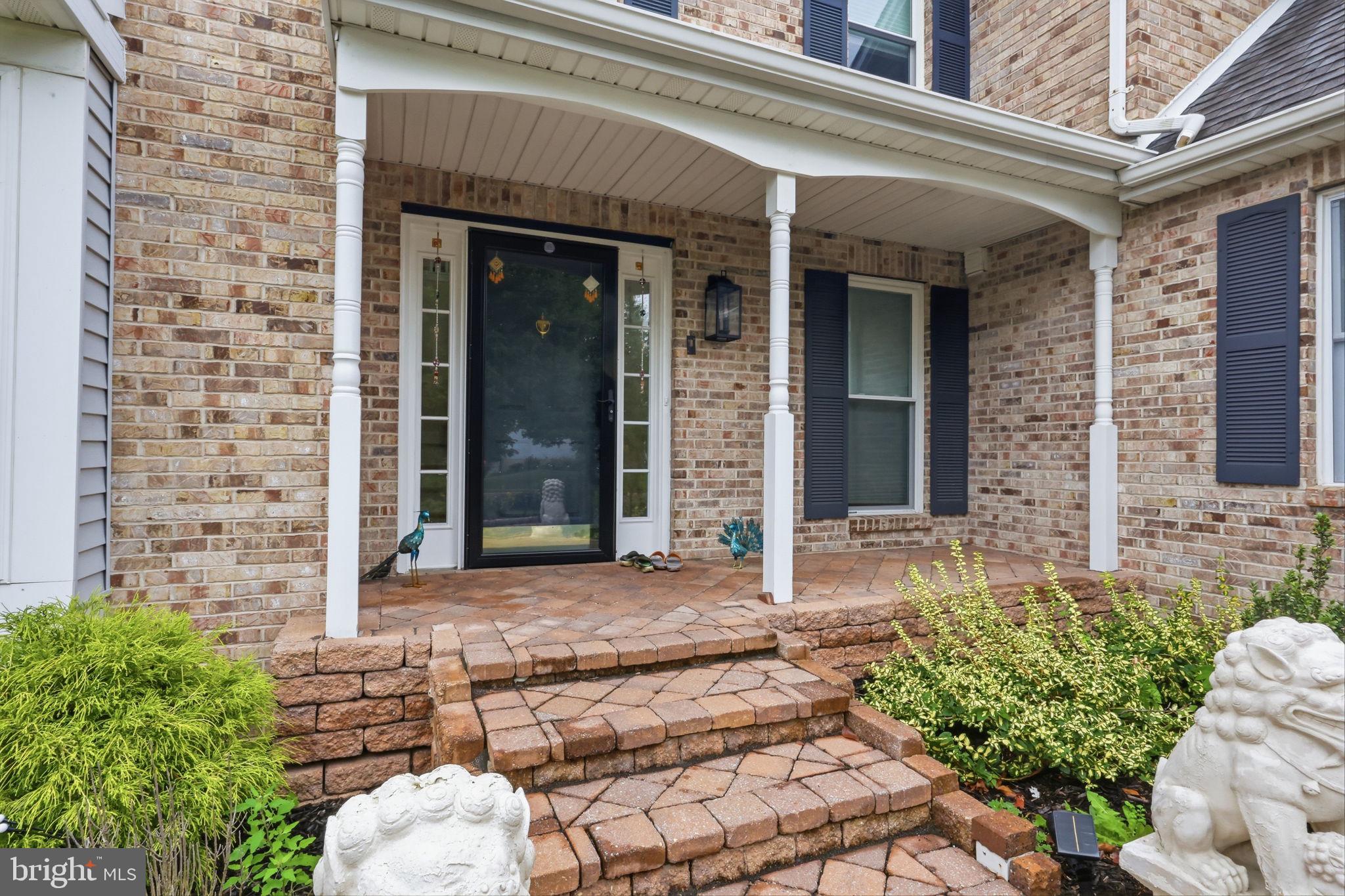2628 WOODSVIEW DRIVE