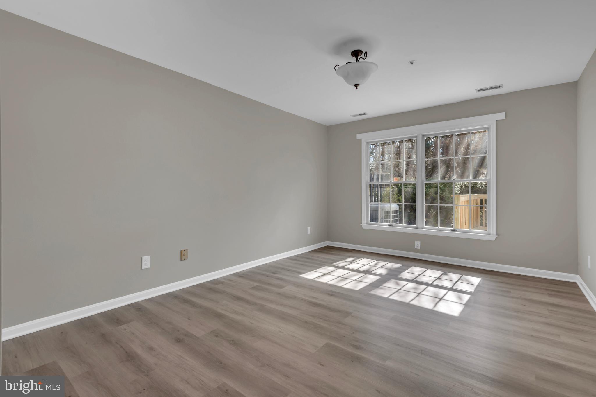 HERITAGE HARBOUR - Residential