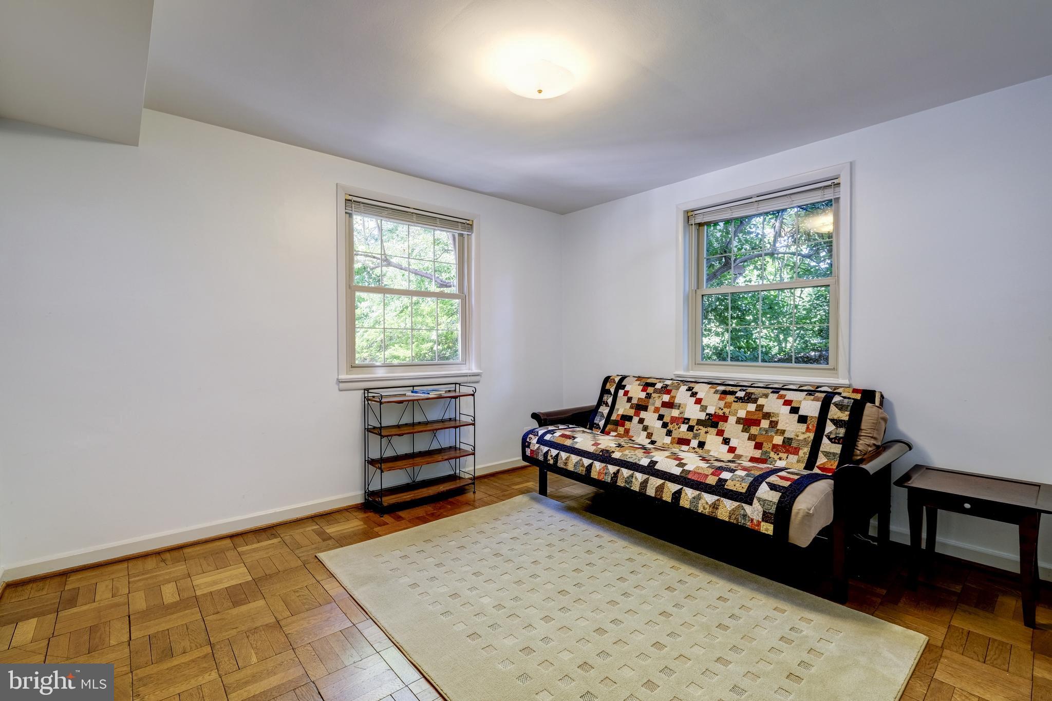 AURORA HILLS - Residential