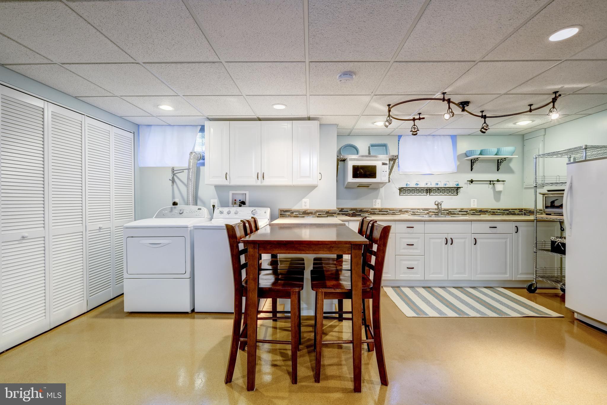 AURORA HILLS - Residential