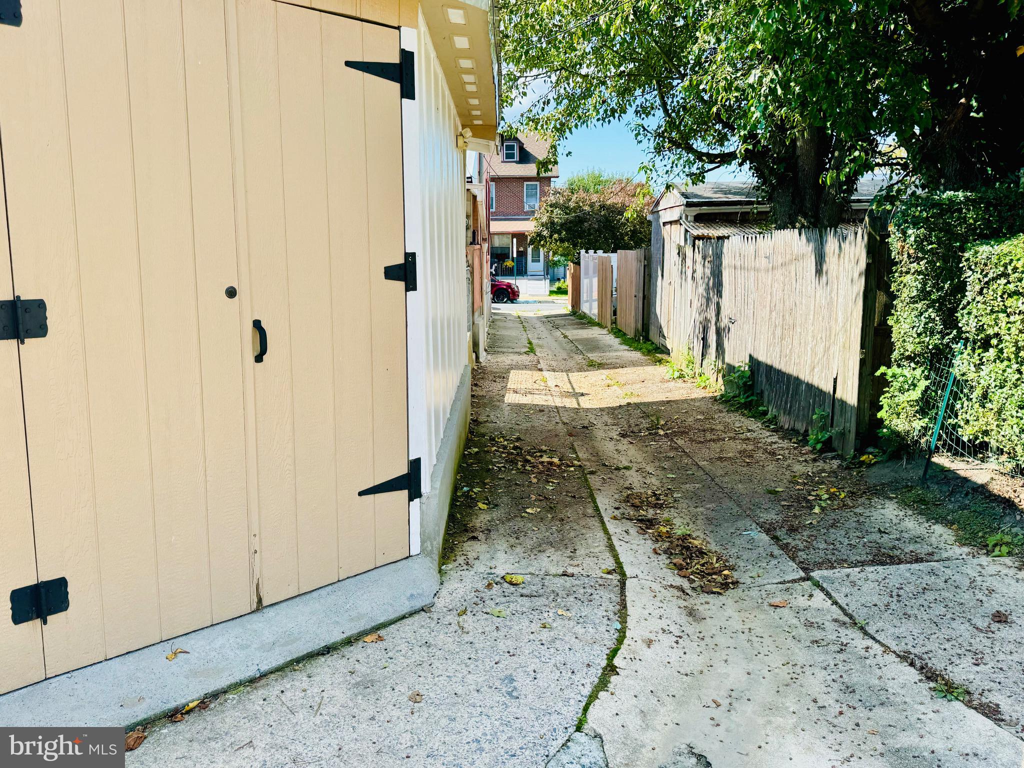 NORTHEAST READING - Residential