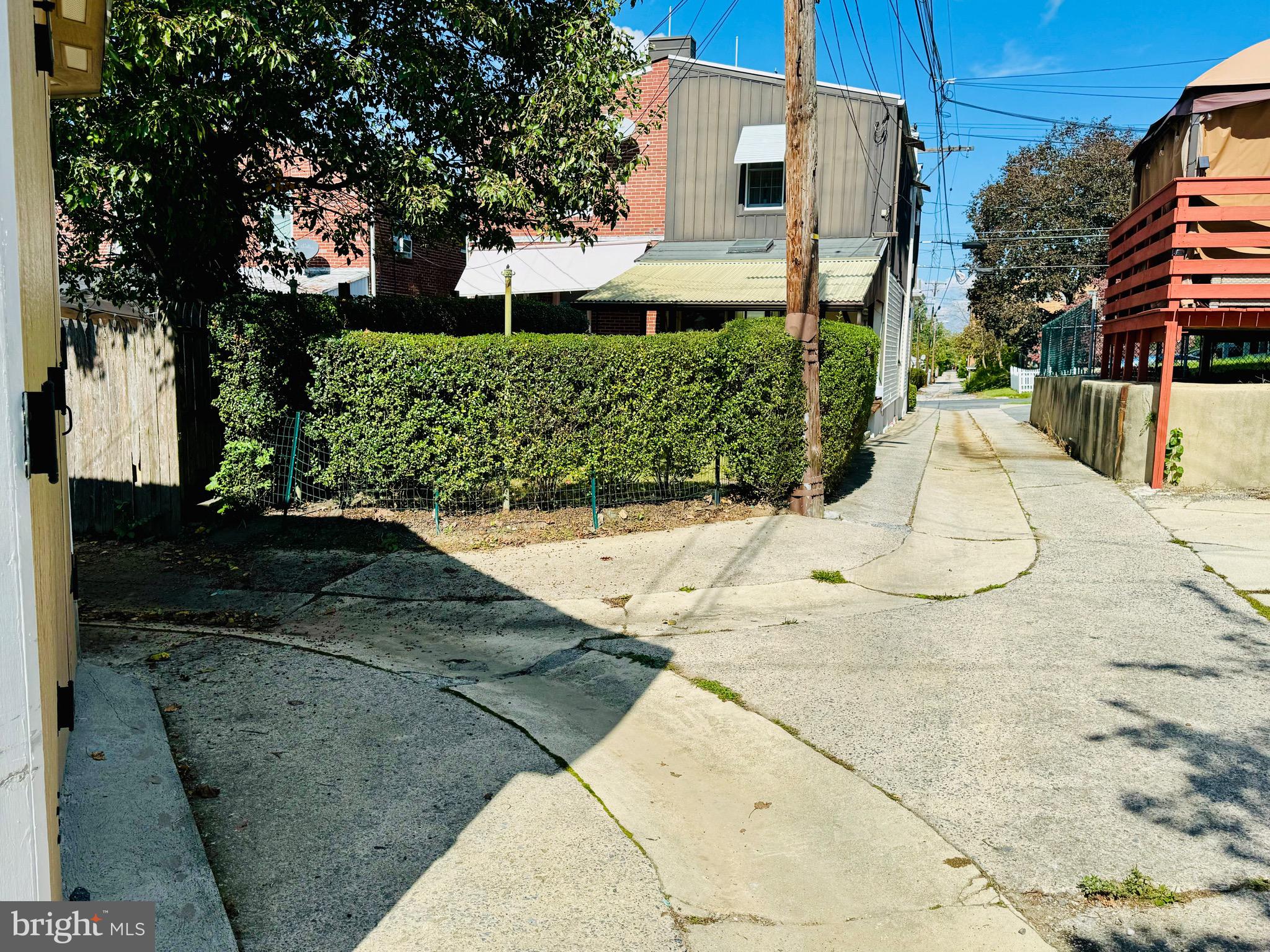 NORTHEAST READING - Residential