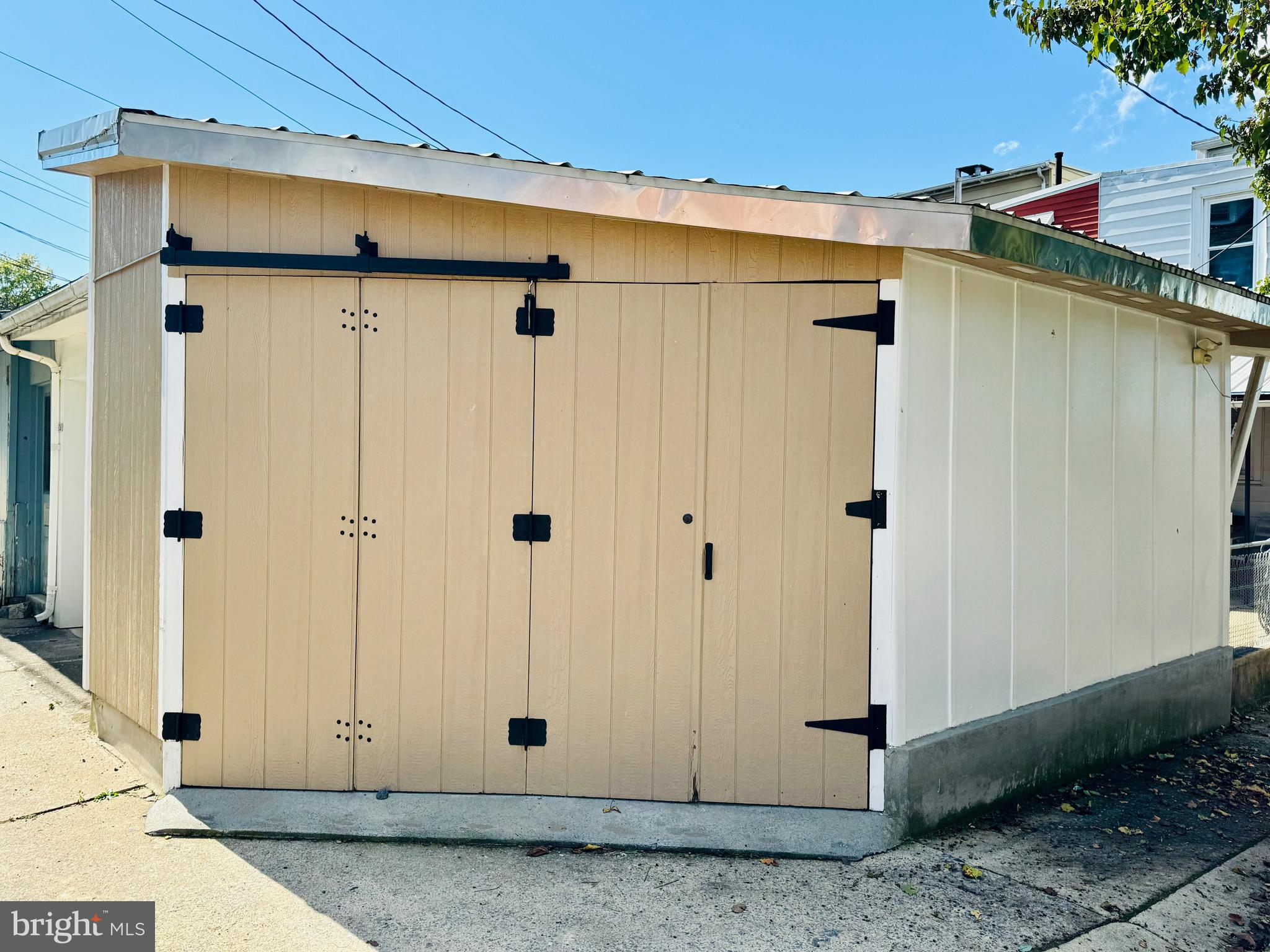 NORTHEAST READING - Residential