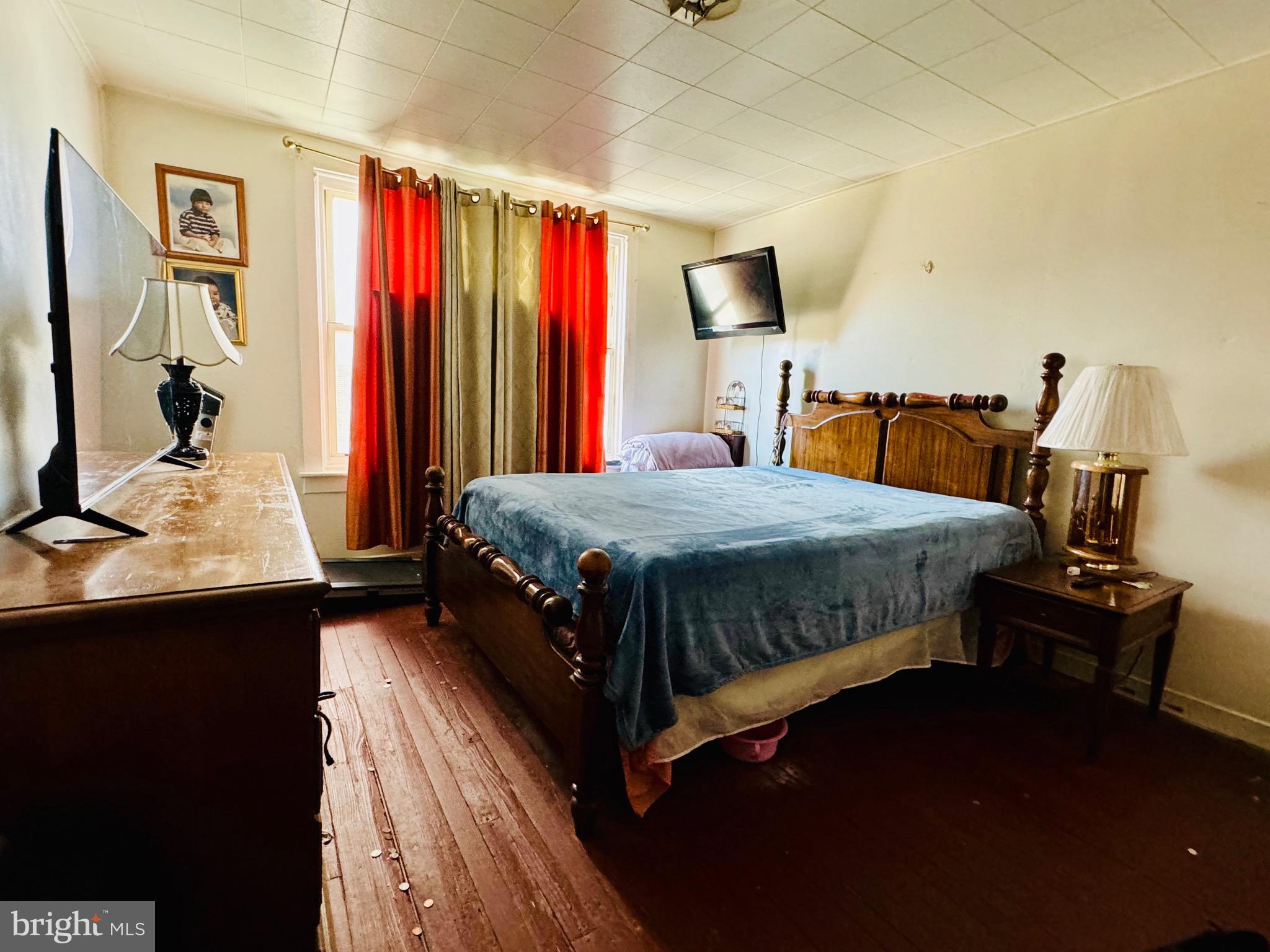 NORTHEAST READING - Residential